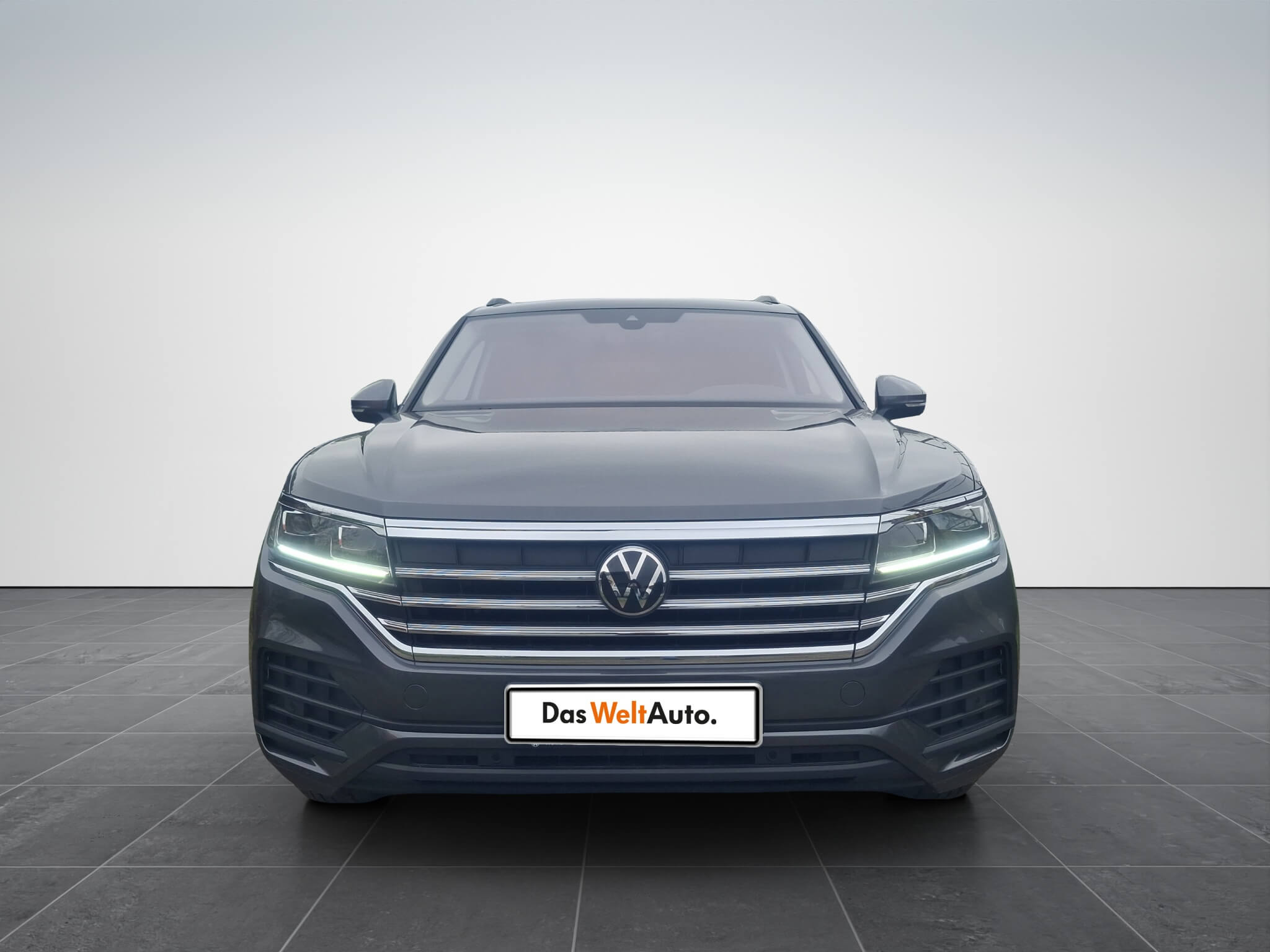 VW Touareg V6 TDI - Samsaru's Car Outlet