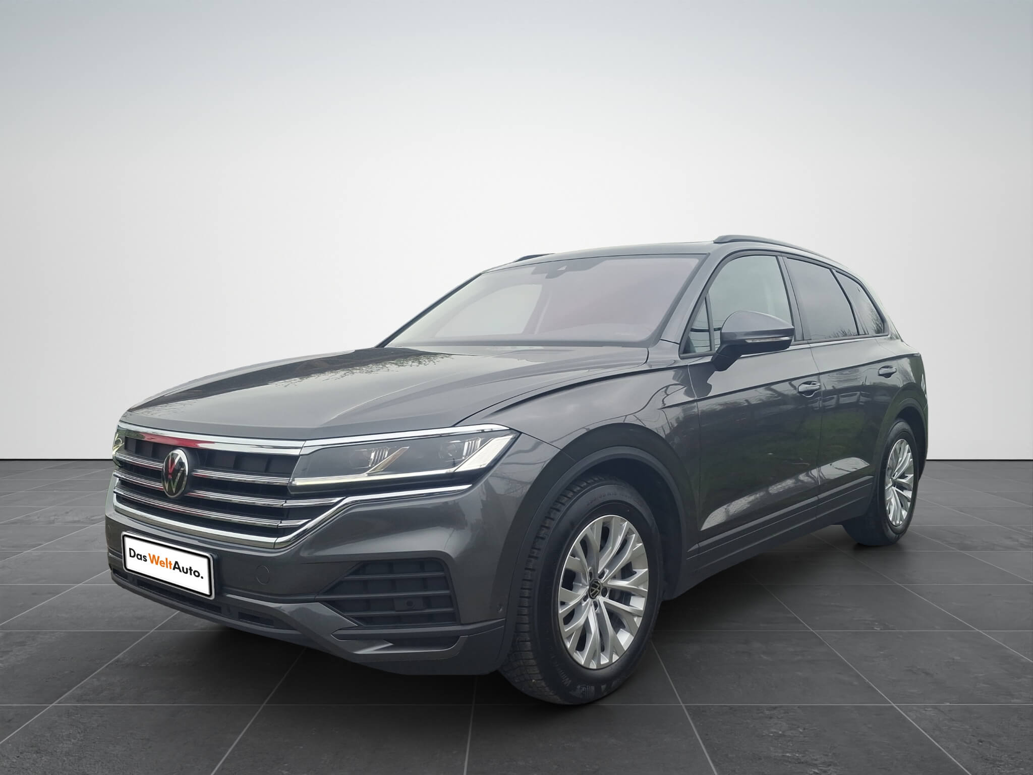 VW Touareg V6 TDI - Samsaru's Car Outlet