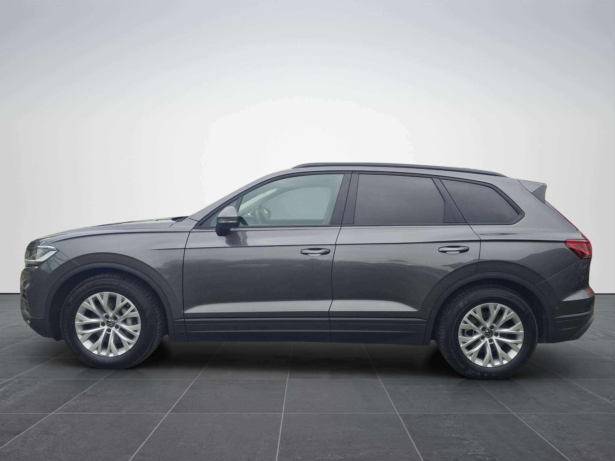 VW Touareg V6 TDI - Samsaru's Car Outlet