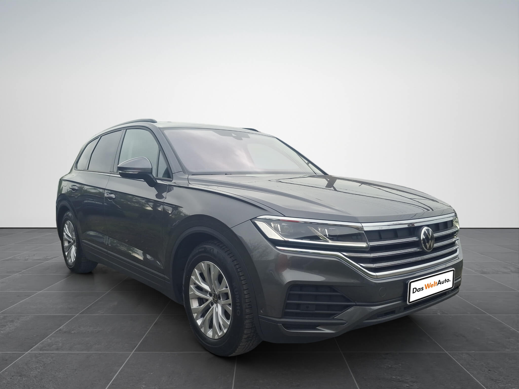 VW Touareg V6 TDI - Samsaru's Car Outlet