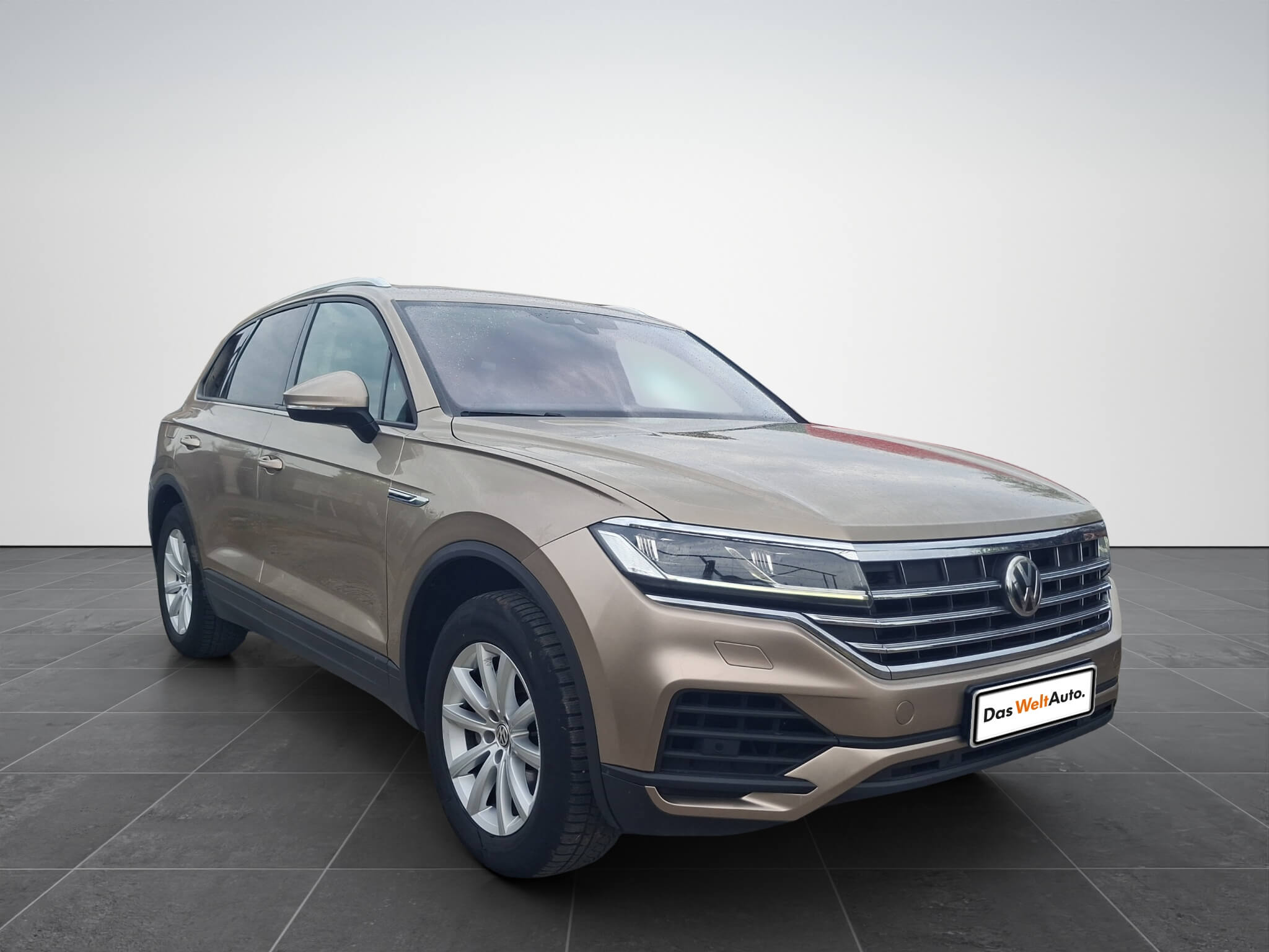 VW Touareg Style V6 TDI - Samsaru's Car Outlet