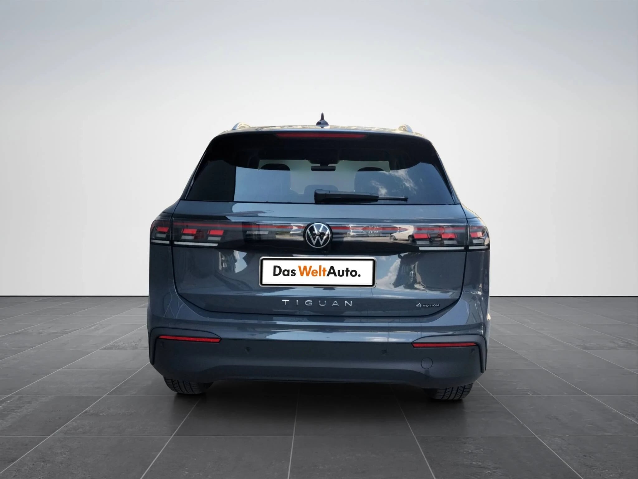 VW Tiguan Advanced 2.0 TDI DSG 4Motion - Samsaru's Car Outlet