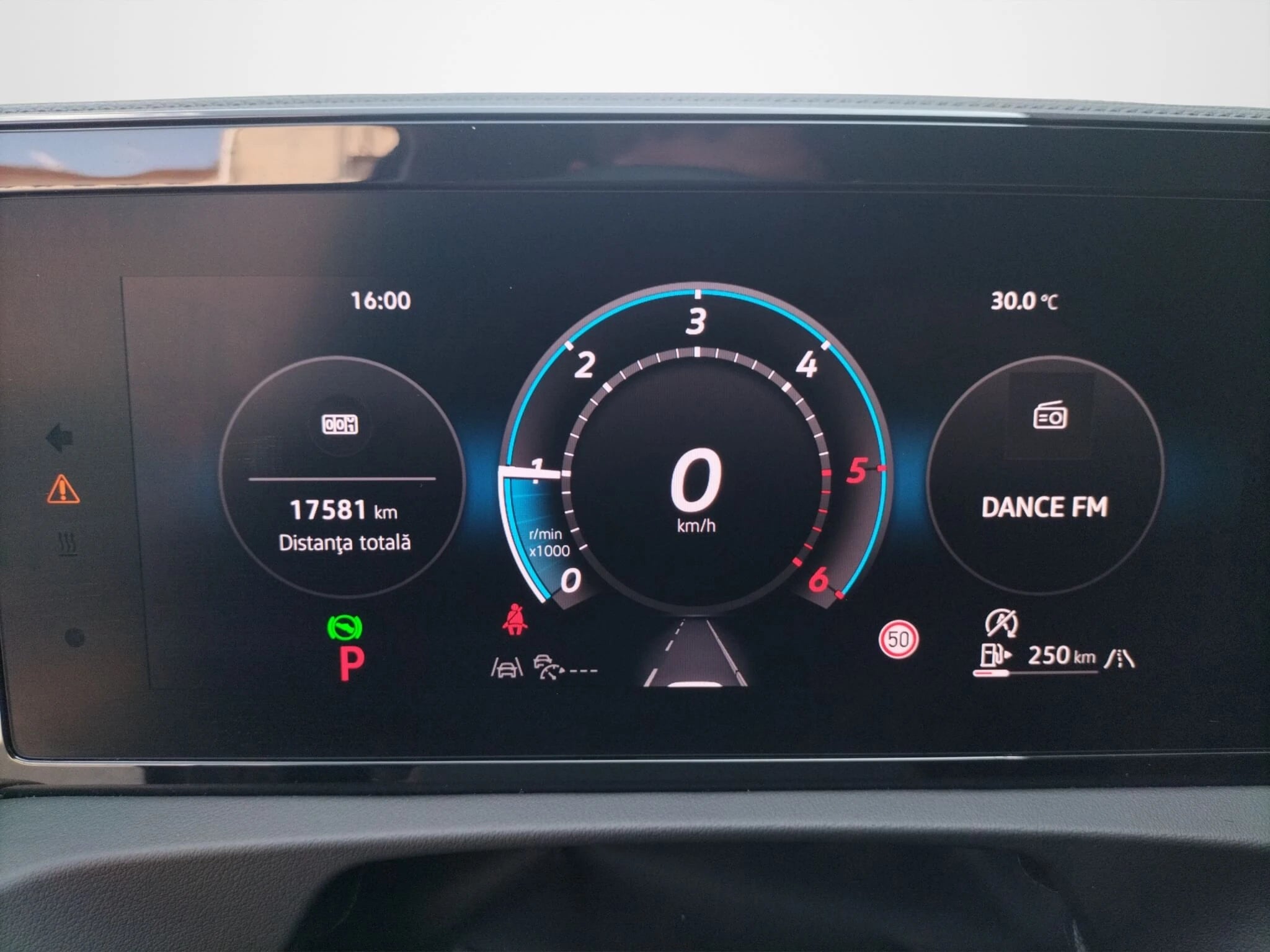 VW Tiguan Advanced 2.0 TDI DSG 4Motion - Samsaru's Car Outlet