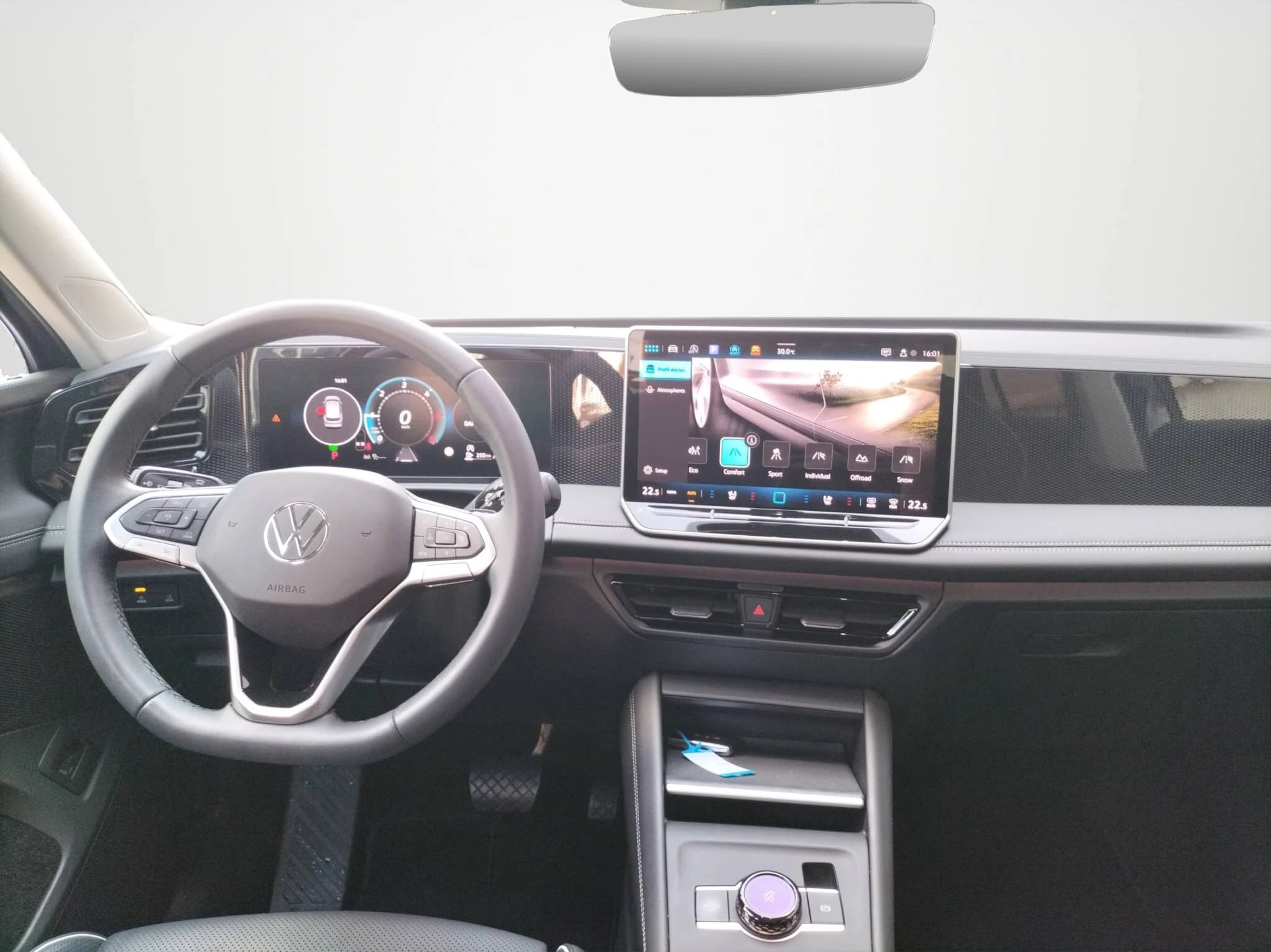 VW Tiguan Advanced 2.0 TDI DSG 4Motion - Samsaru's Car Outlet