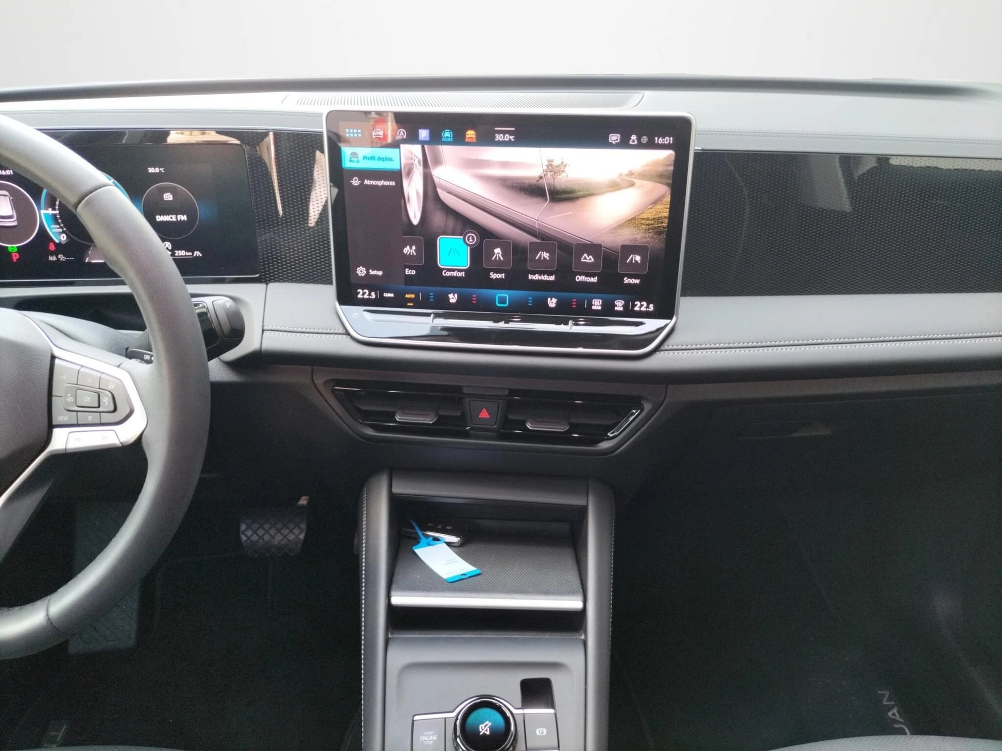 VW Tiguan Advanced 2.0 TDI DSG 4Motion - Samsaru's Car Outlet