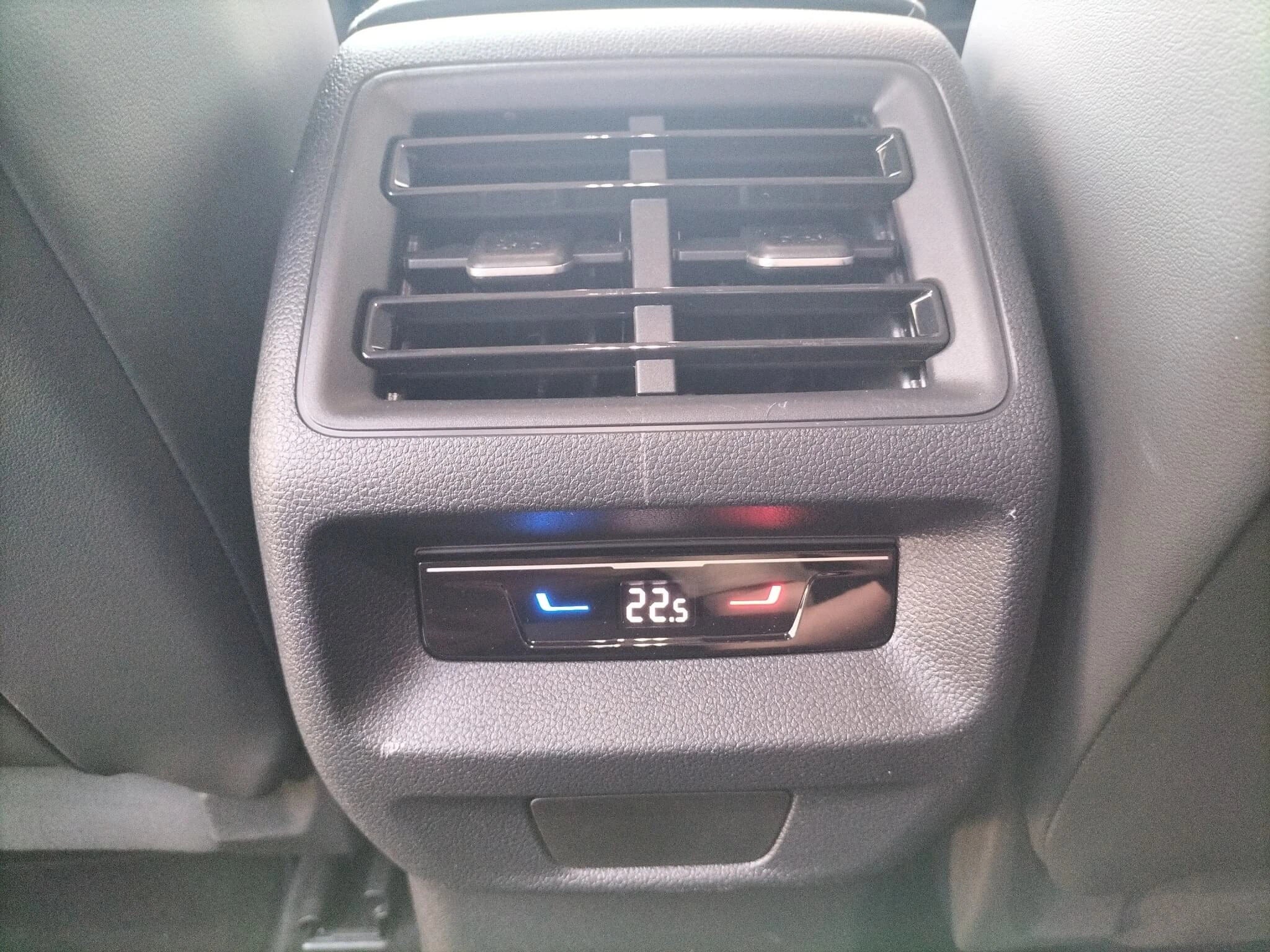 VW Tiguan Advanced 2.0 TDI DSG 4Motion - Samsaru's Car Outlet