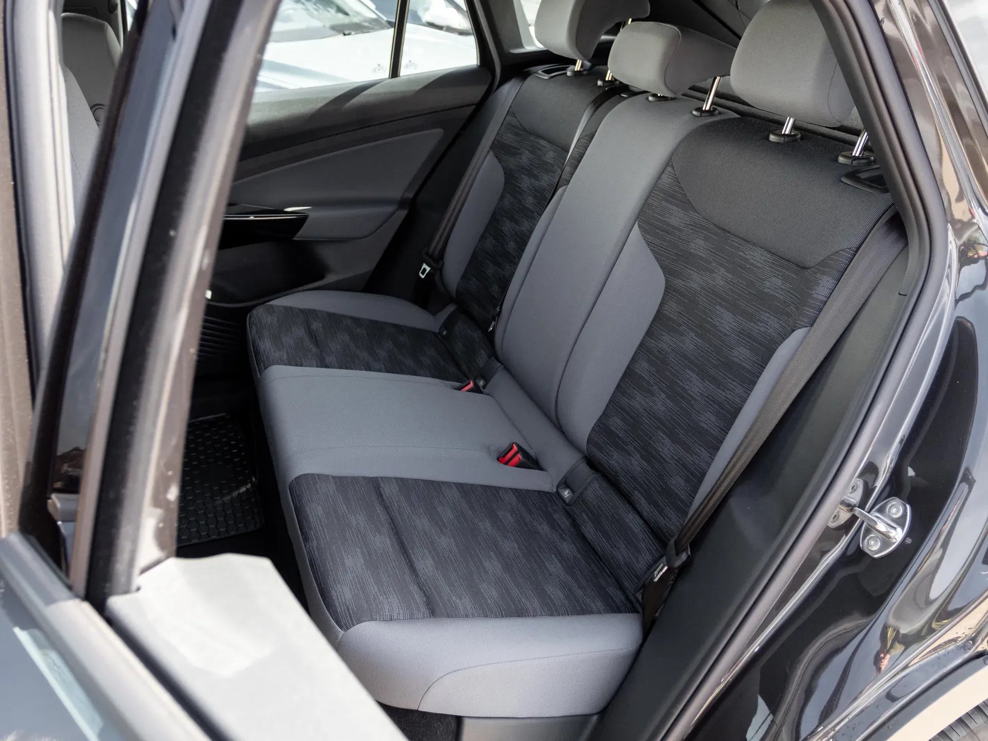 VW ID 4 Pro Performance - Samsaru's Car Outlet