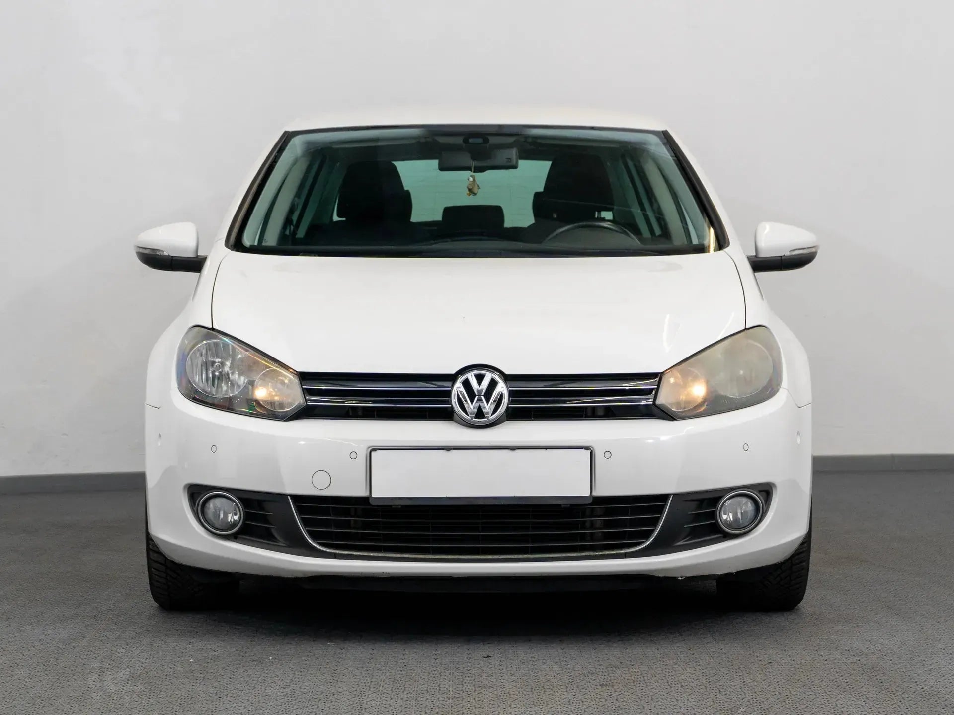 Volkswagen Golf 1.4 Benzina 122 CP Alb - Samsaru's Car Outlet