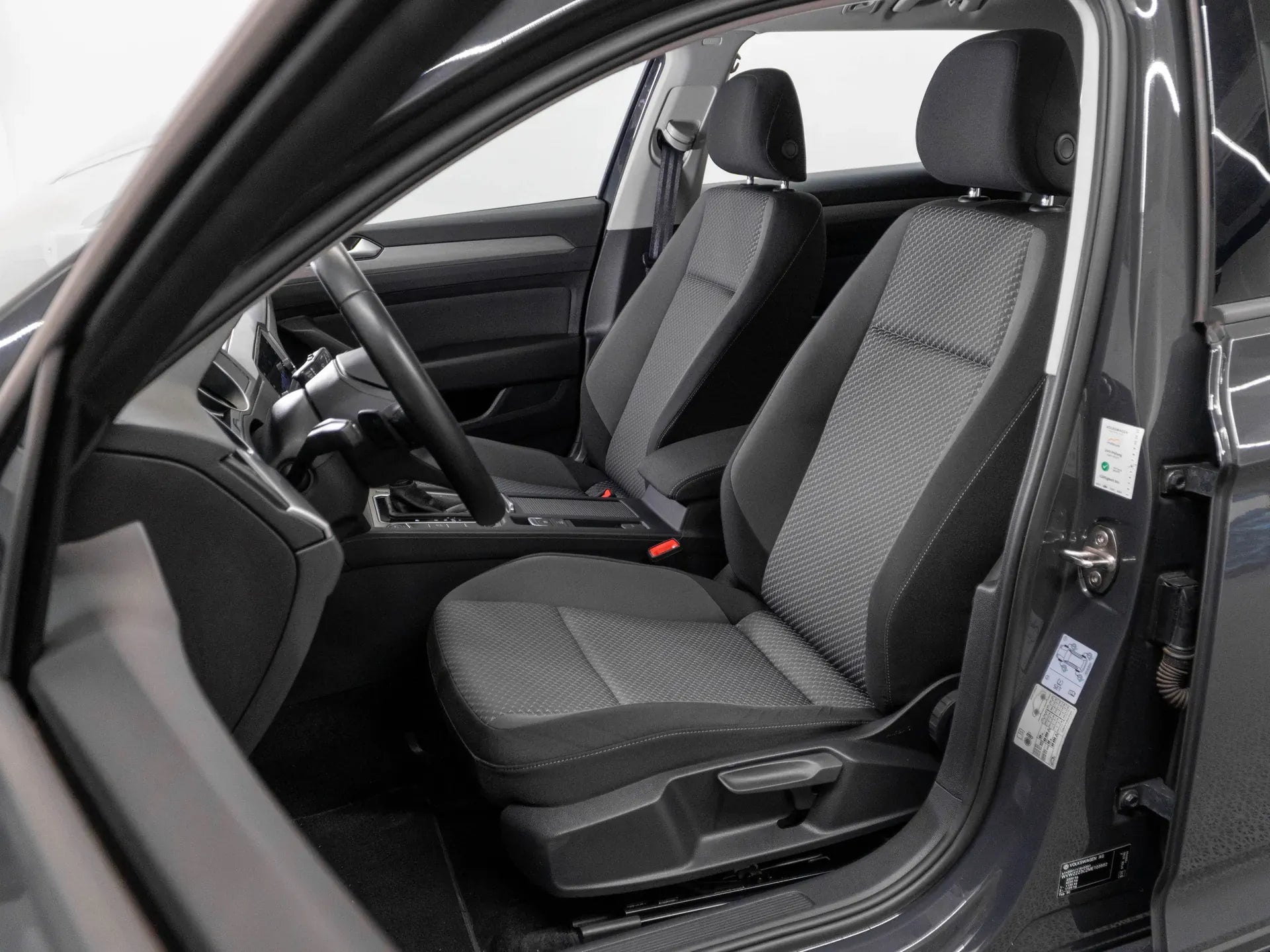 VW Passat Variant Trendline 2.0 TDI DSG - Samsaru's Car Outlet