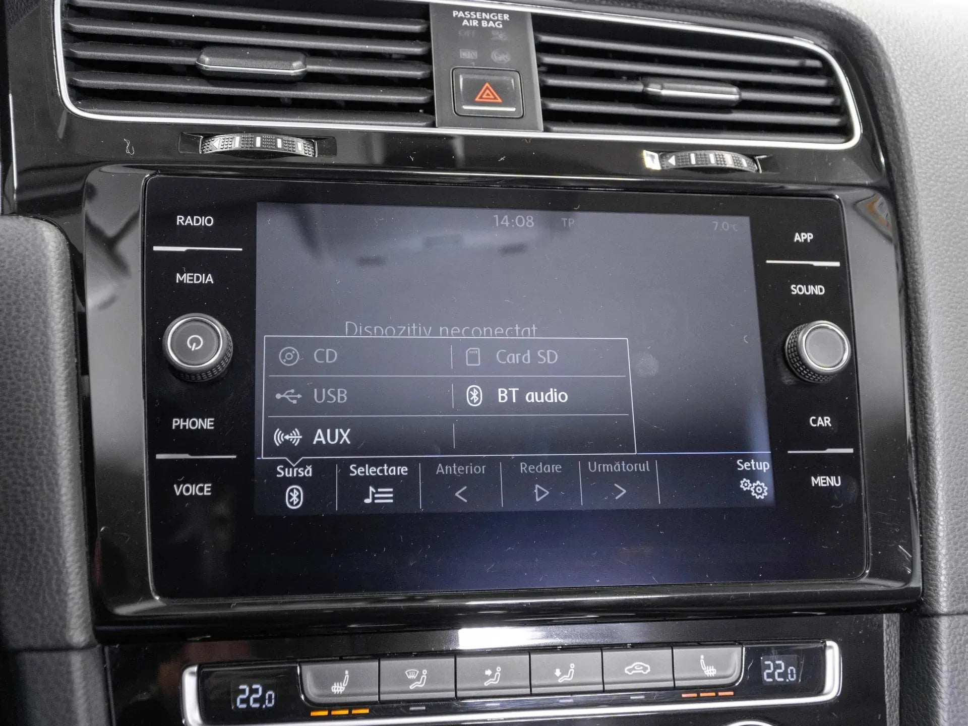 VW Golf VII Highline 1.5 TSI - Samsaru's Car Outlet