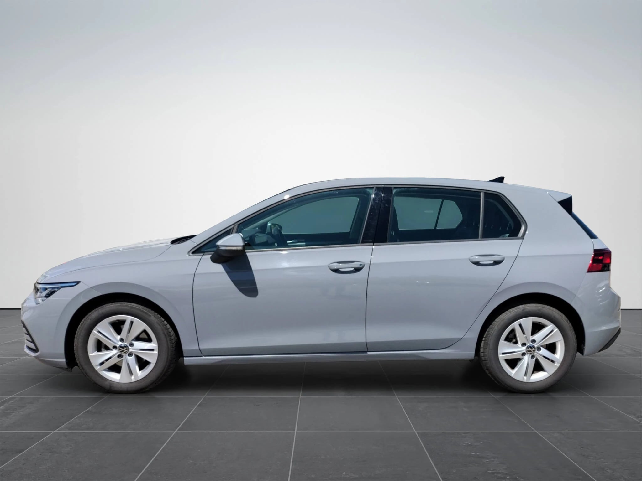 VW Golf Life 1.0 TSI - Samsaru's Car Outlet