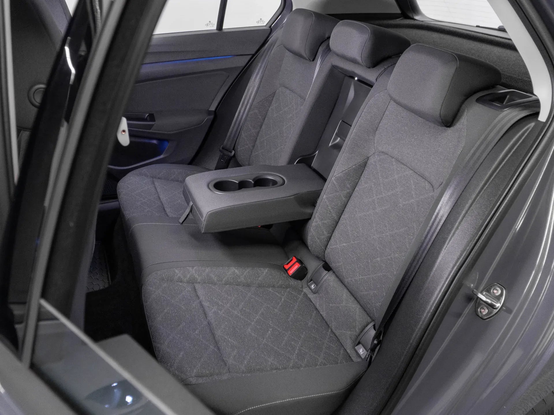 Volkswagen Golf 2.0 Diesel 116 CP Gri - Samsaru's Car Outlet