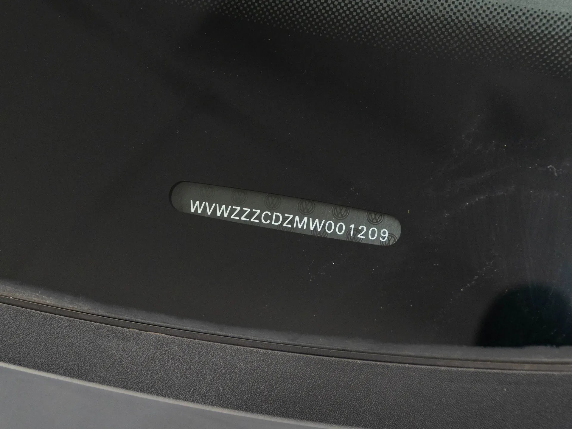 Volkswagen Golf 2.0 Diesel 116 CP Gri - Samsaru's Car Outlet
