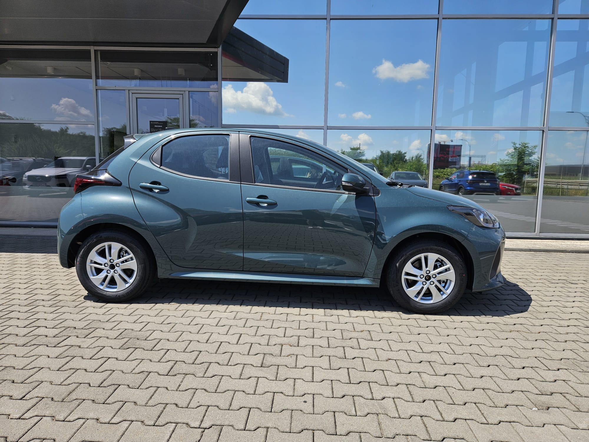 Mazda 2