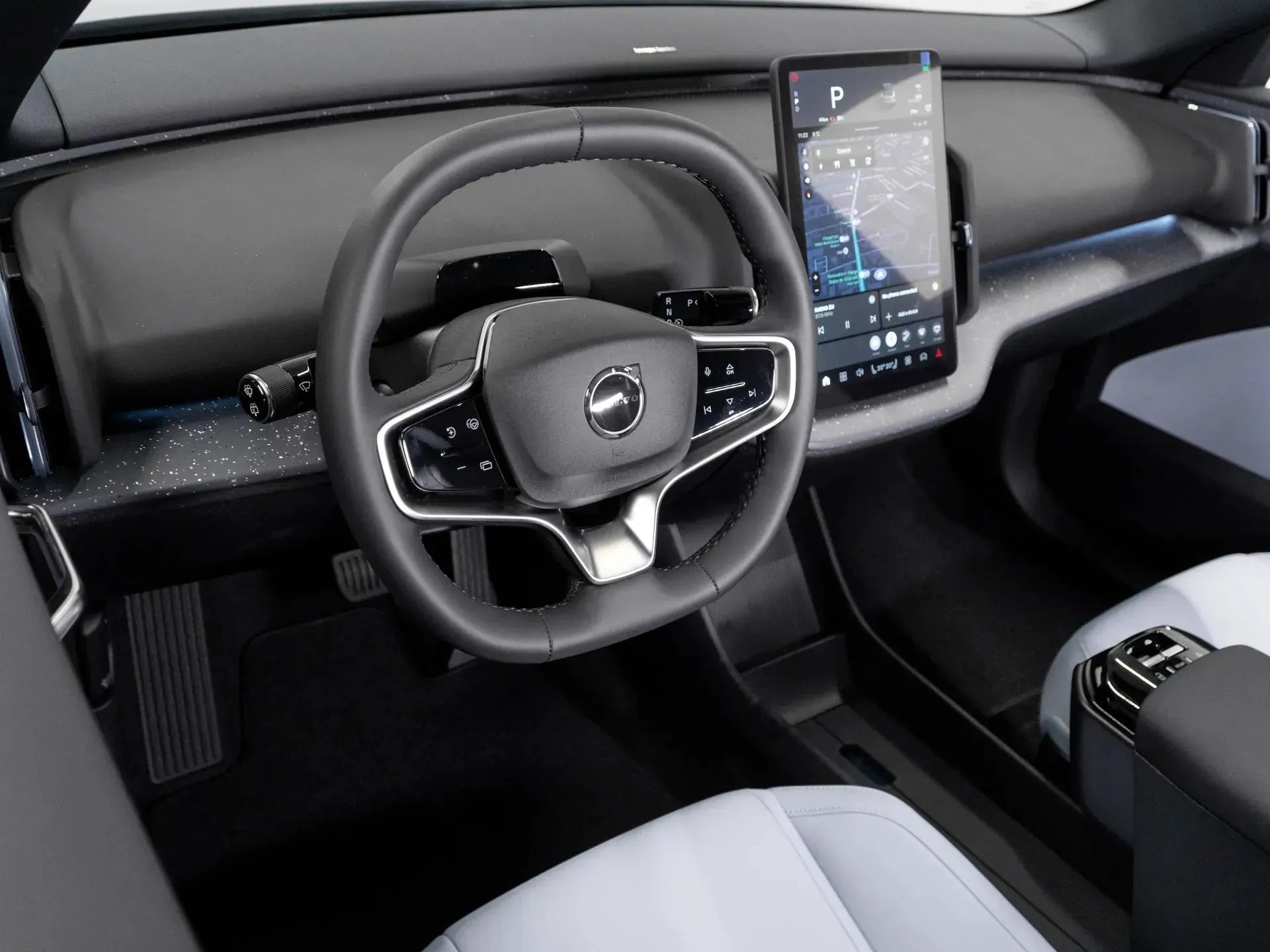 Volvo EX30 ULTRA Electric 428 CP Negru - Samsaru's Car Outlet