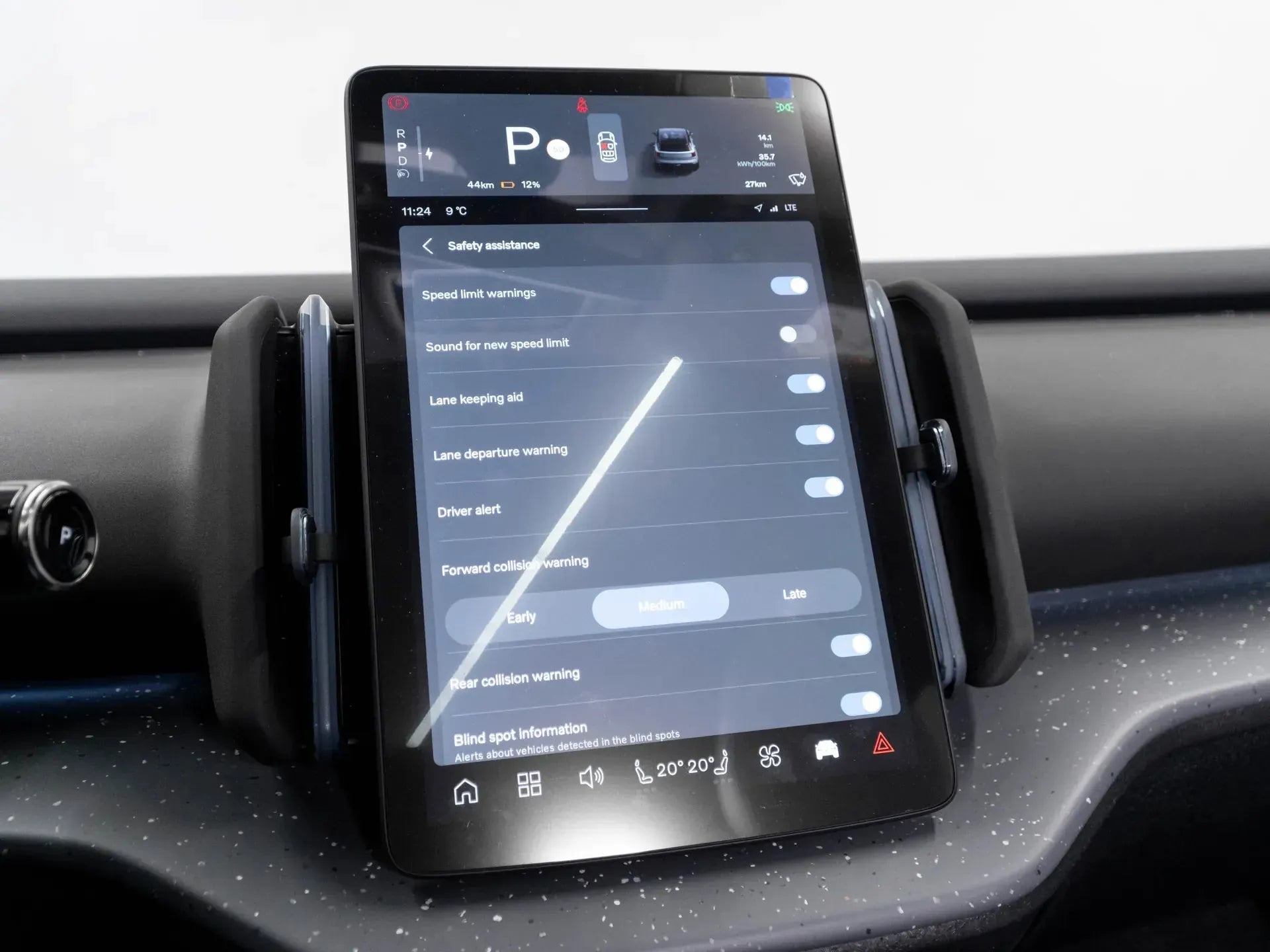 Volvo EX30 ULTRA Electric 428 CP Negru - Samsaru's Car Outlet