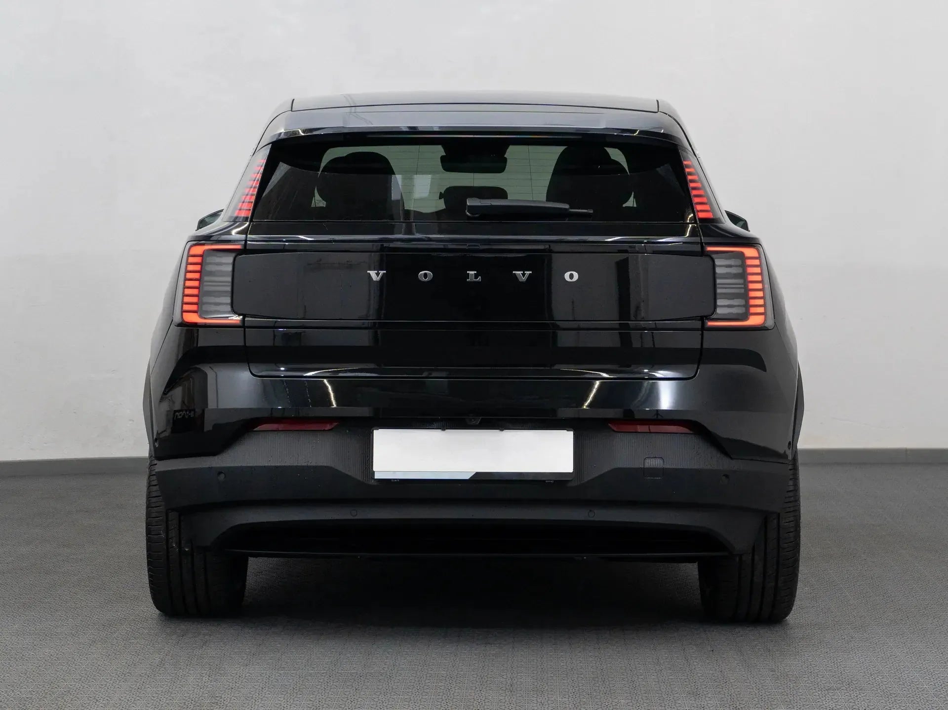 Volvo EX30 ULTRA Electric 428 CP Negru - Samsaru's Car Outlet