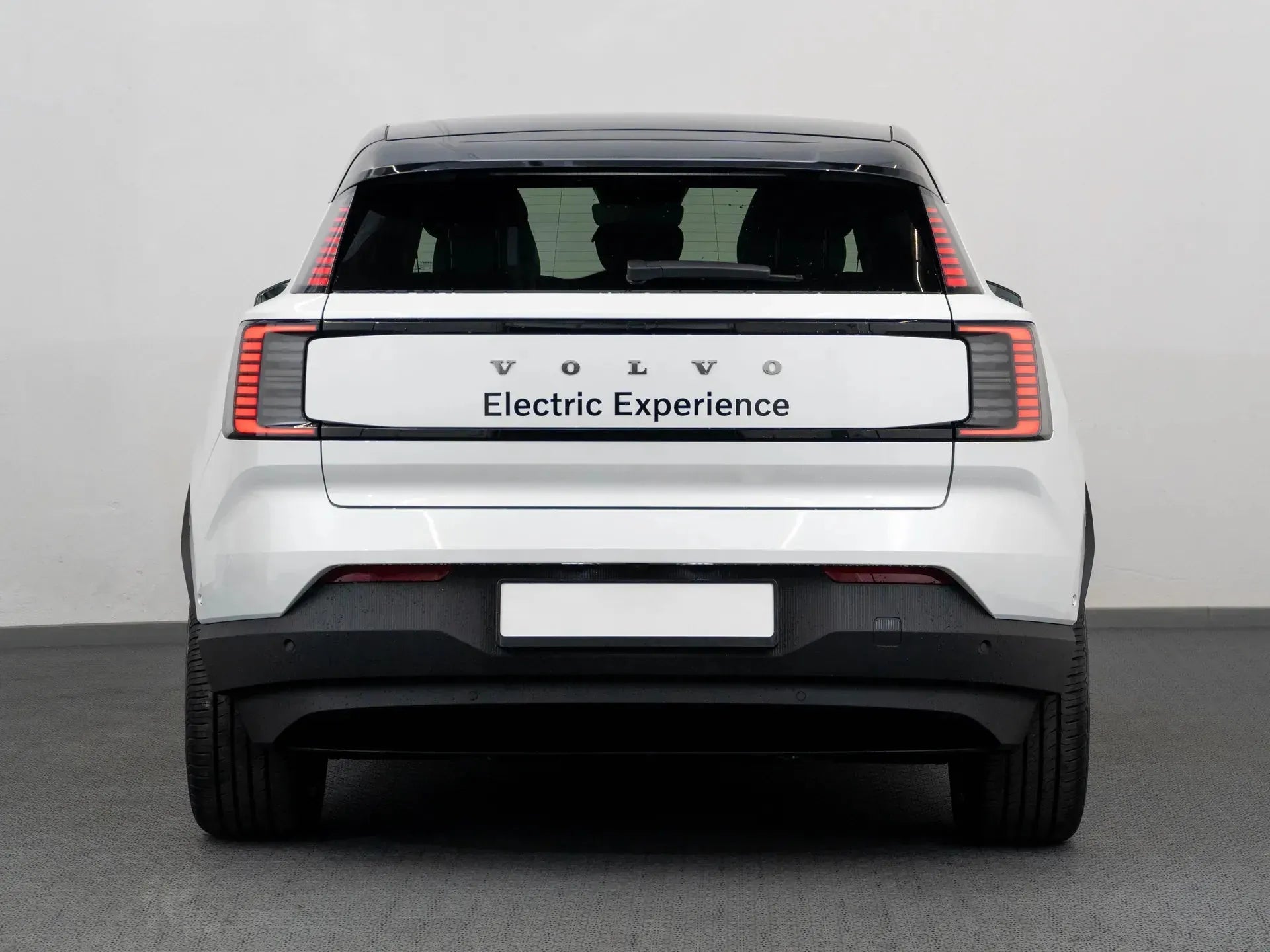 Volvo EX30 ULTRA Electric 428 CP Alb - Samsaru's Car Outlet