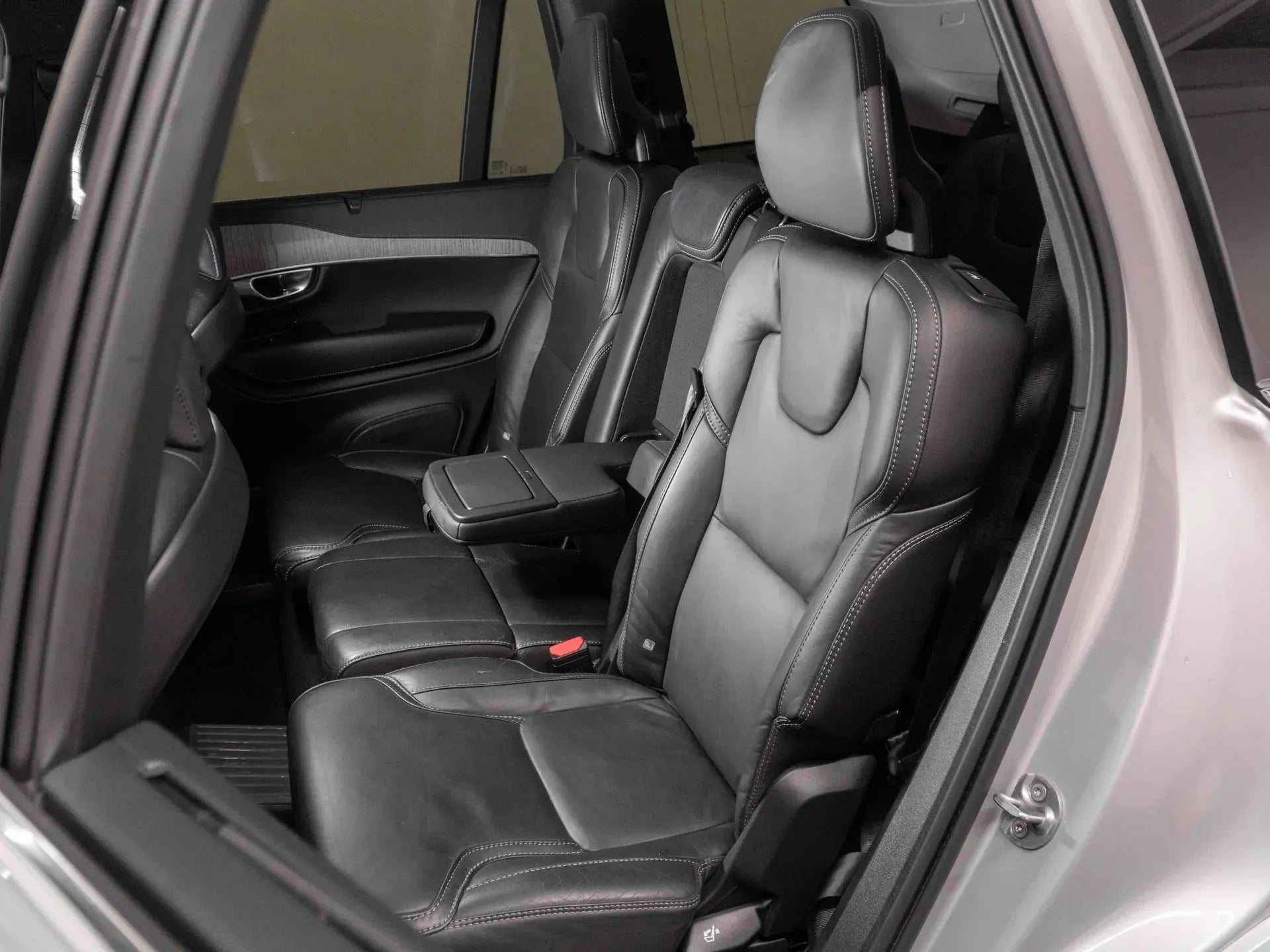 Volvo XC 90 2.0 Hybrid Plug-In 310 CP Argintiu - Samsaru's Car Outlet