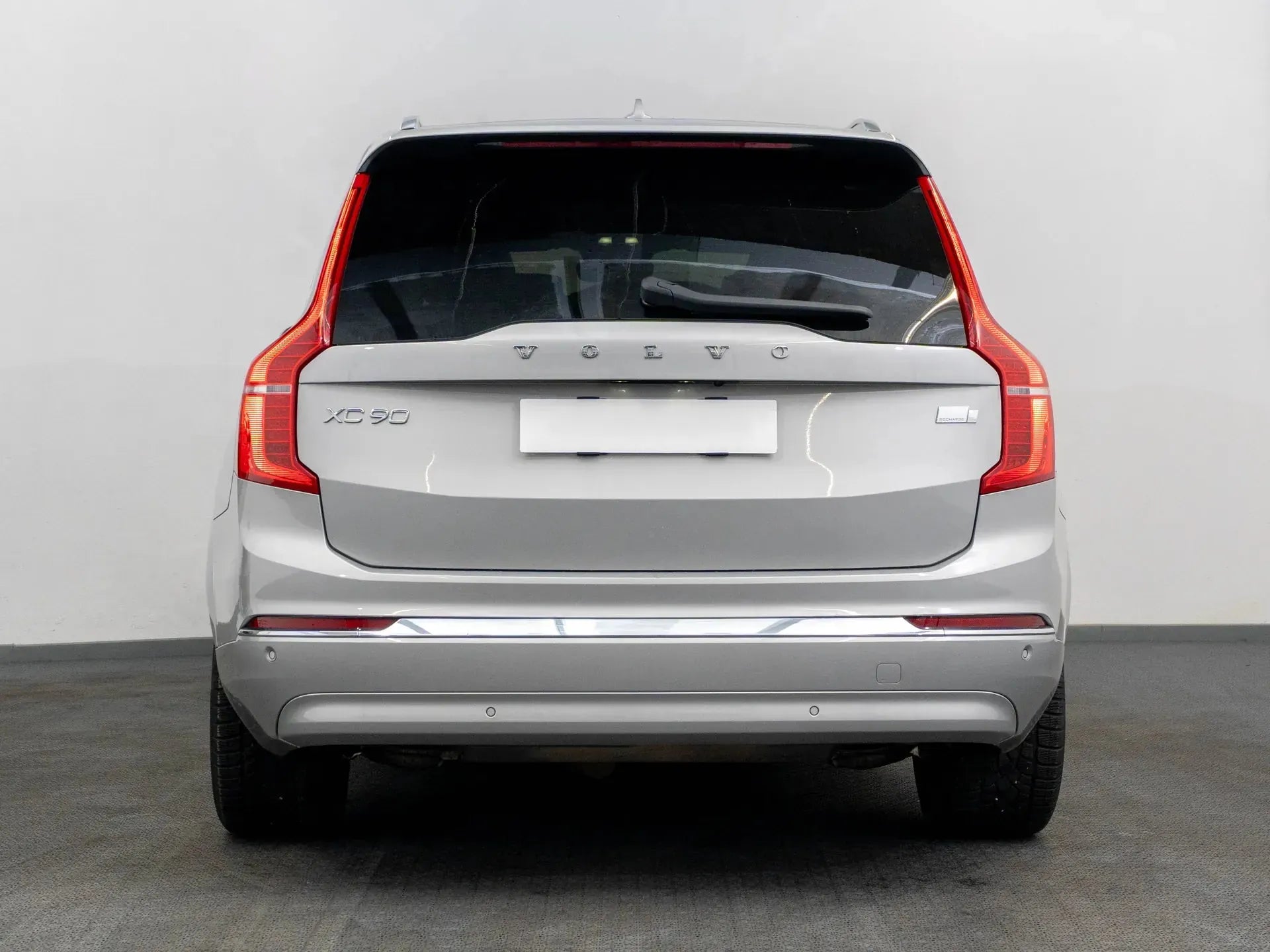 Volvo XC 90 2.0 Hybrid Plug-In 310 CP Argintiu - Samsaru's Car Outlet