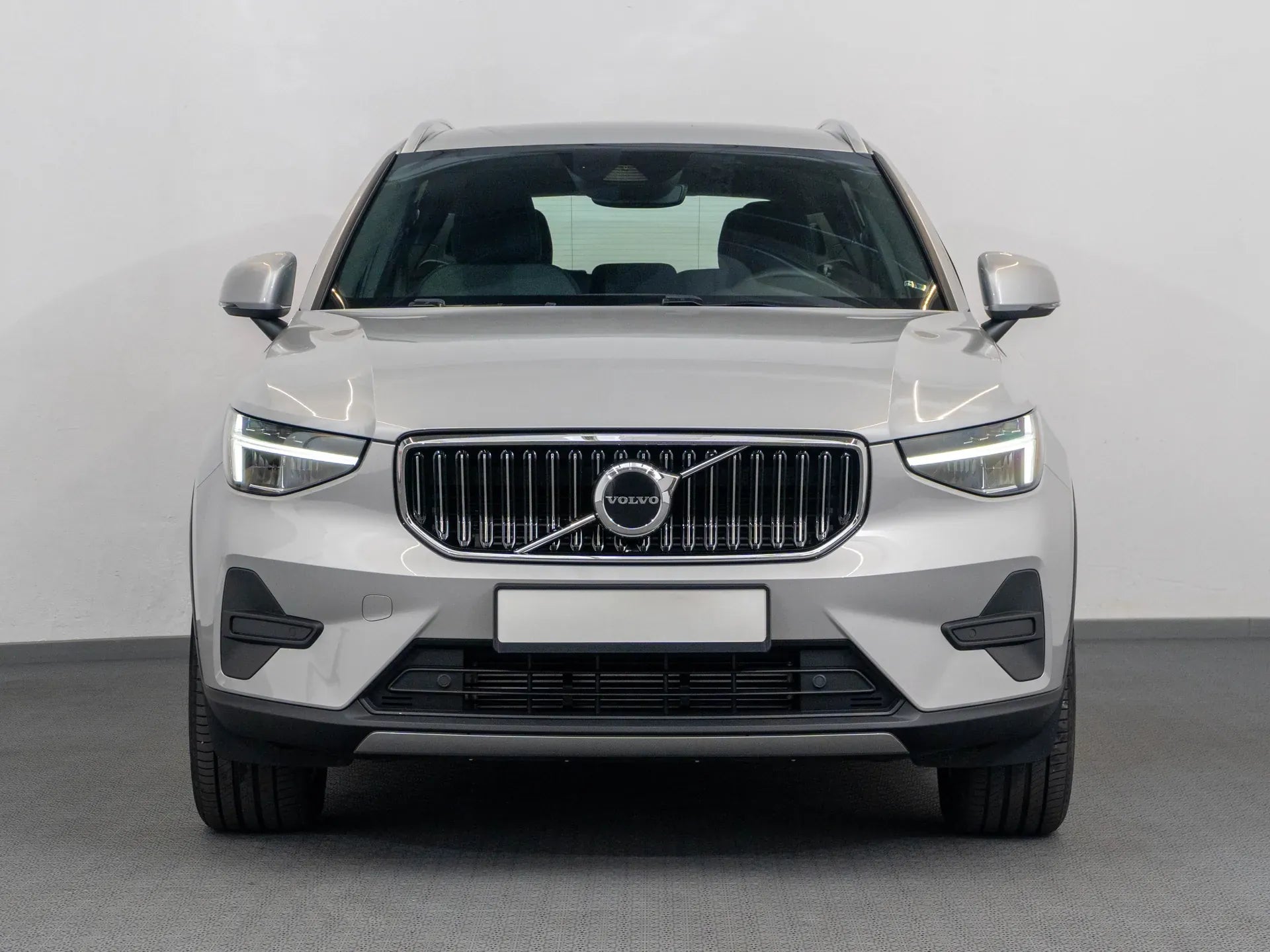 Volvo XC40 T5 Recharge PHEV Plus Bright - Samsaru's Car Outlet