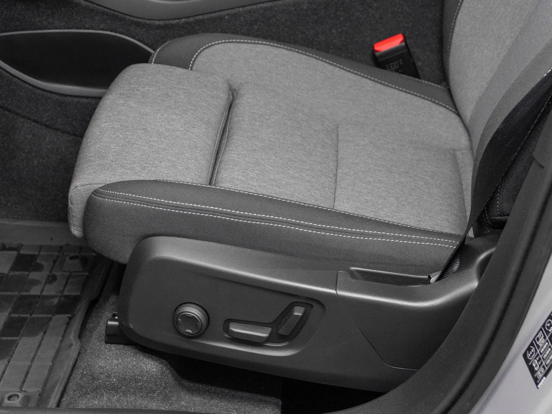 Volvo XC40 T5 Recharge PHEV Plus Bright - Samsaru's Car Outlet