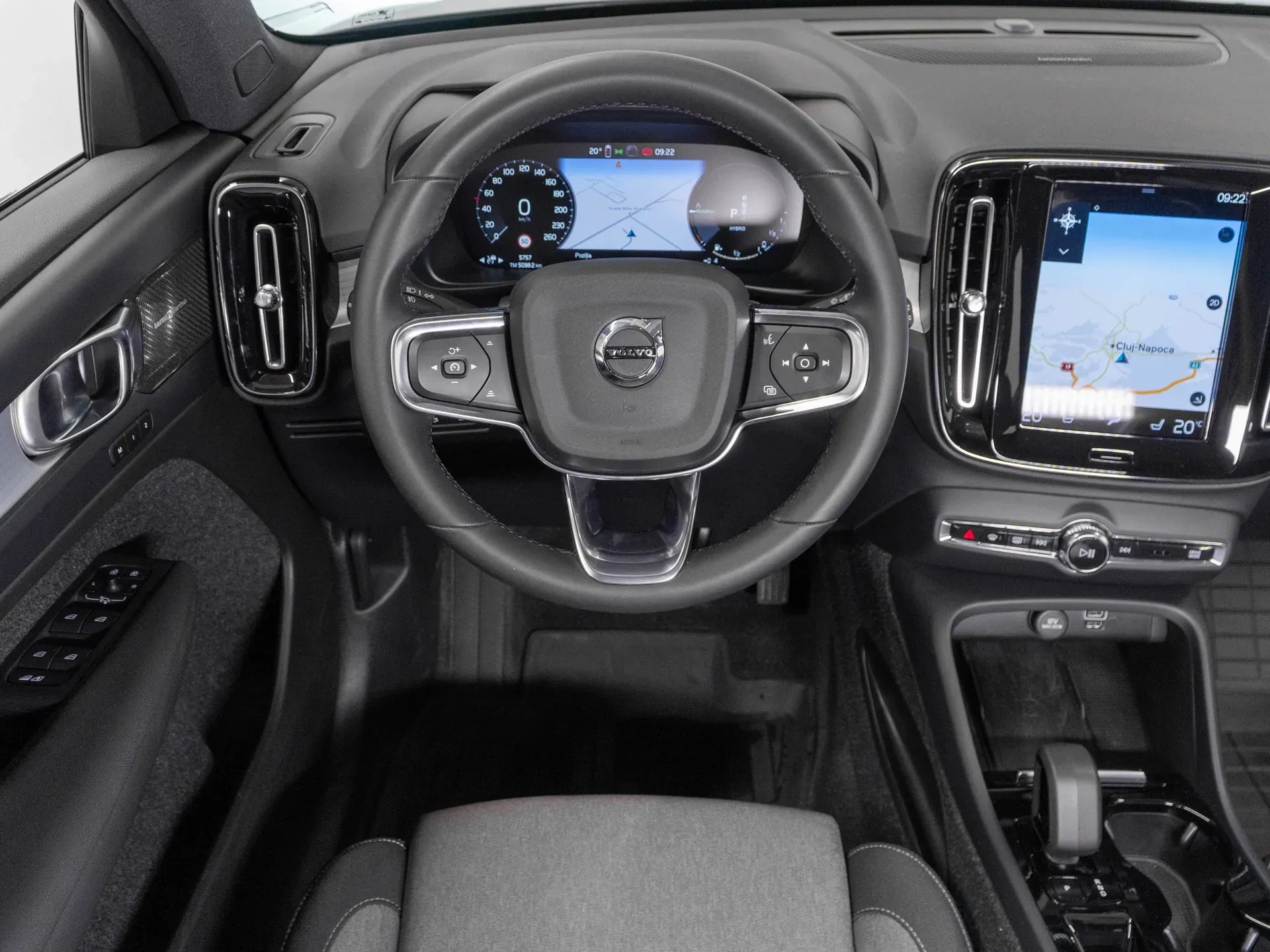 Volvo XC40 T5 Recharge PHEV Plus Bright - Samsaru's Car Outlet
