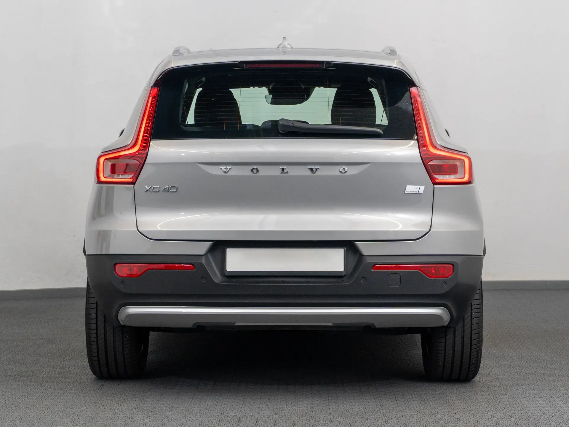Volvo XC40 T5 Recharge PHEV Plus Bright - Samsaru's Car Outlet