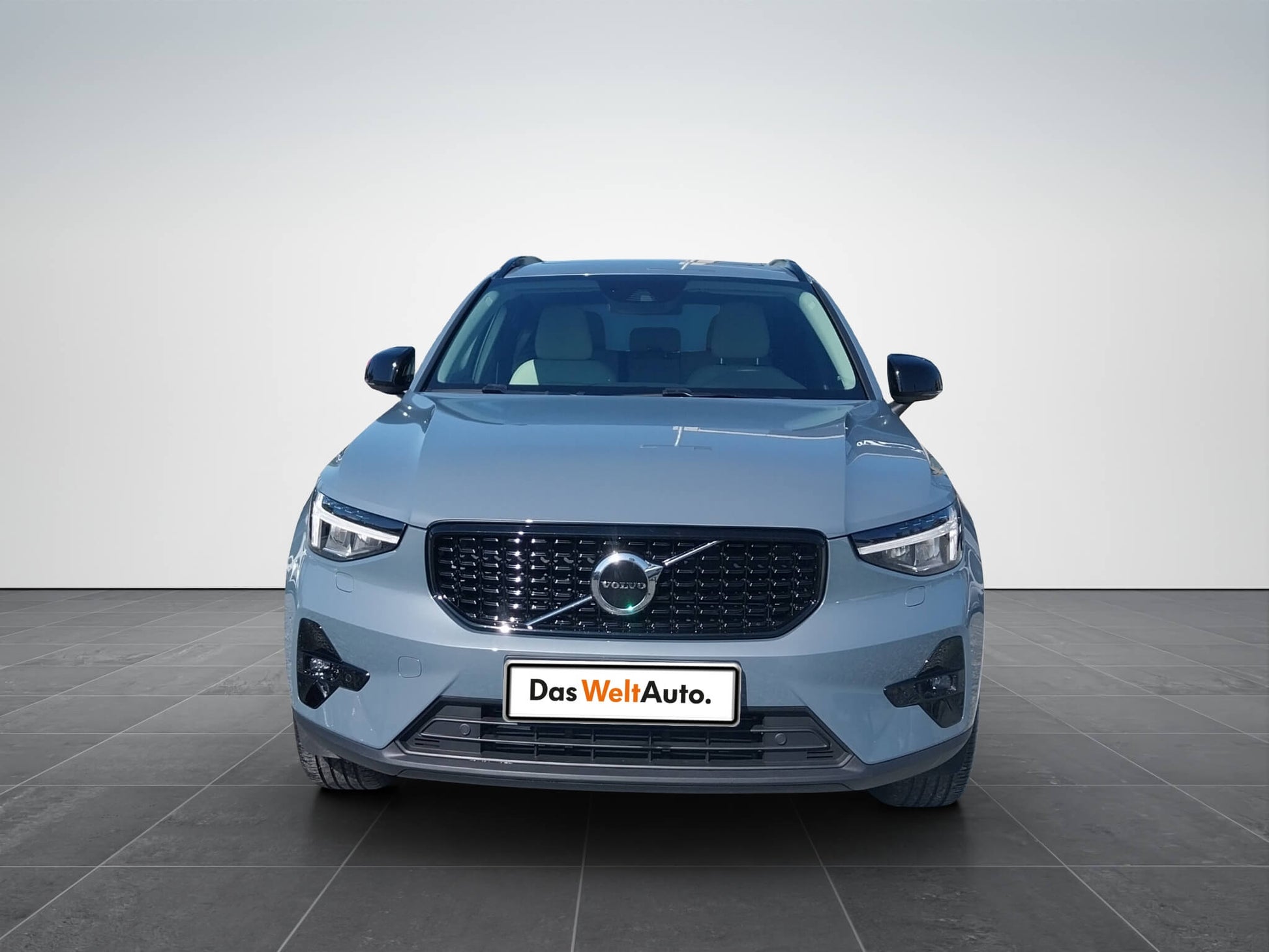 Volvo XC40 T5 Recharge PHEV Ultimate Dark - Samsaru's Car Outlet