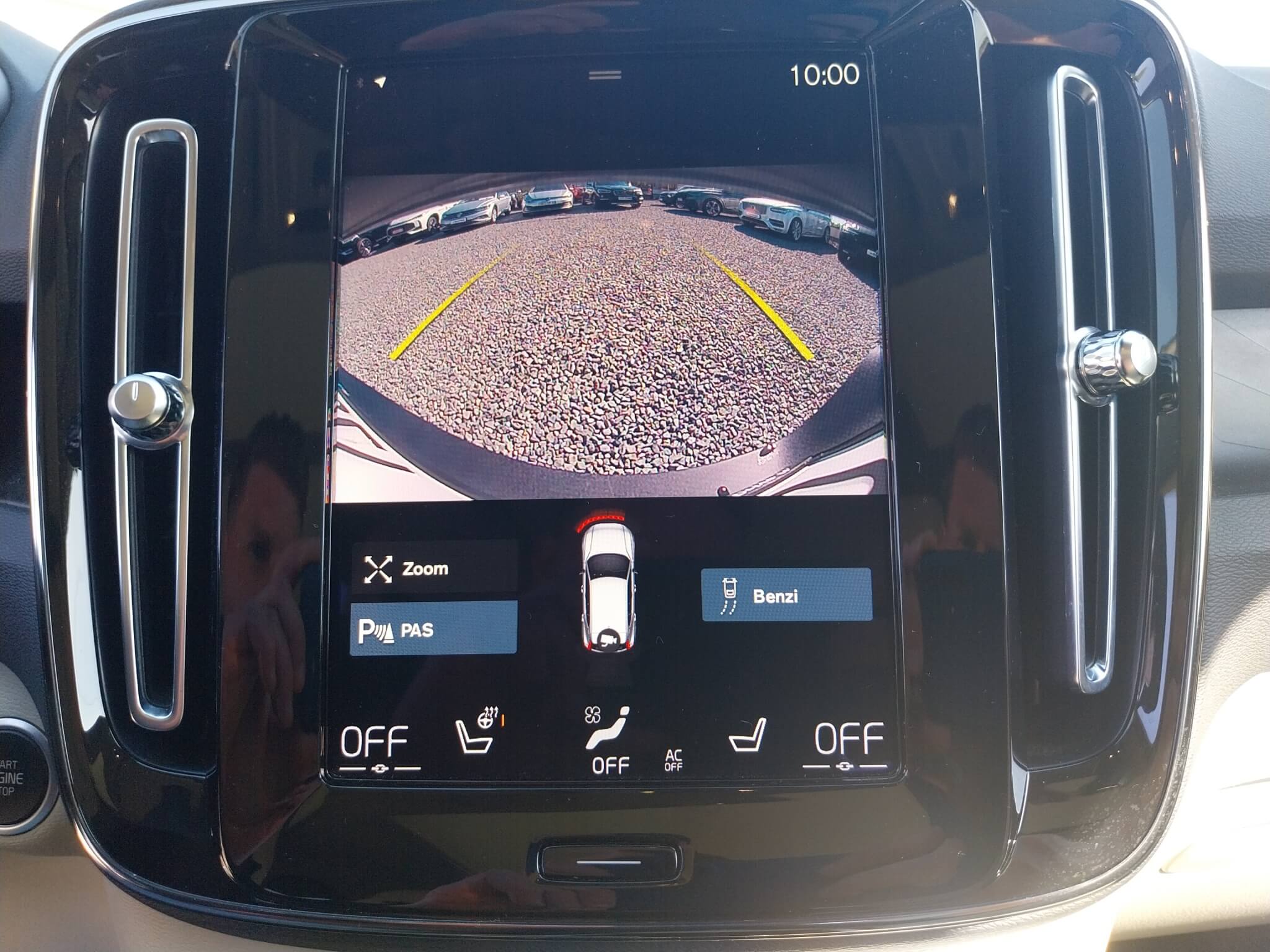 Volvo XC40 T5 Recharge PHEV Ultimate Dark - Samsaru's Car Outlet