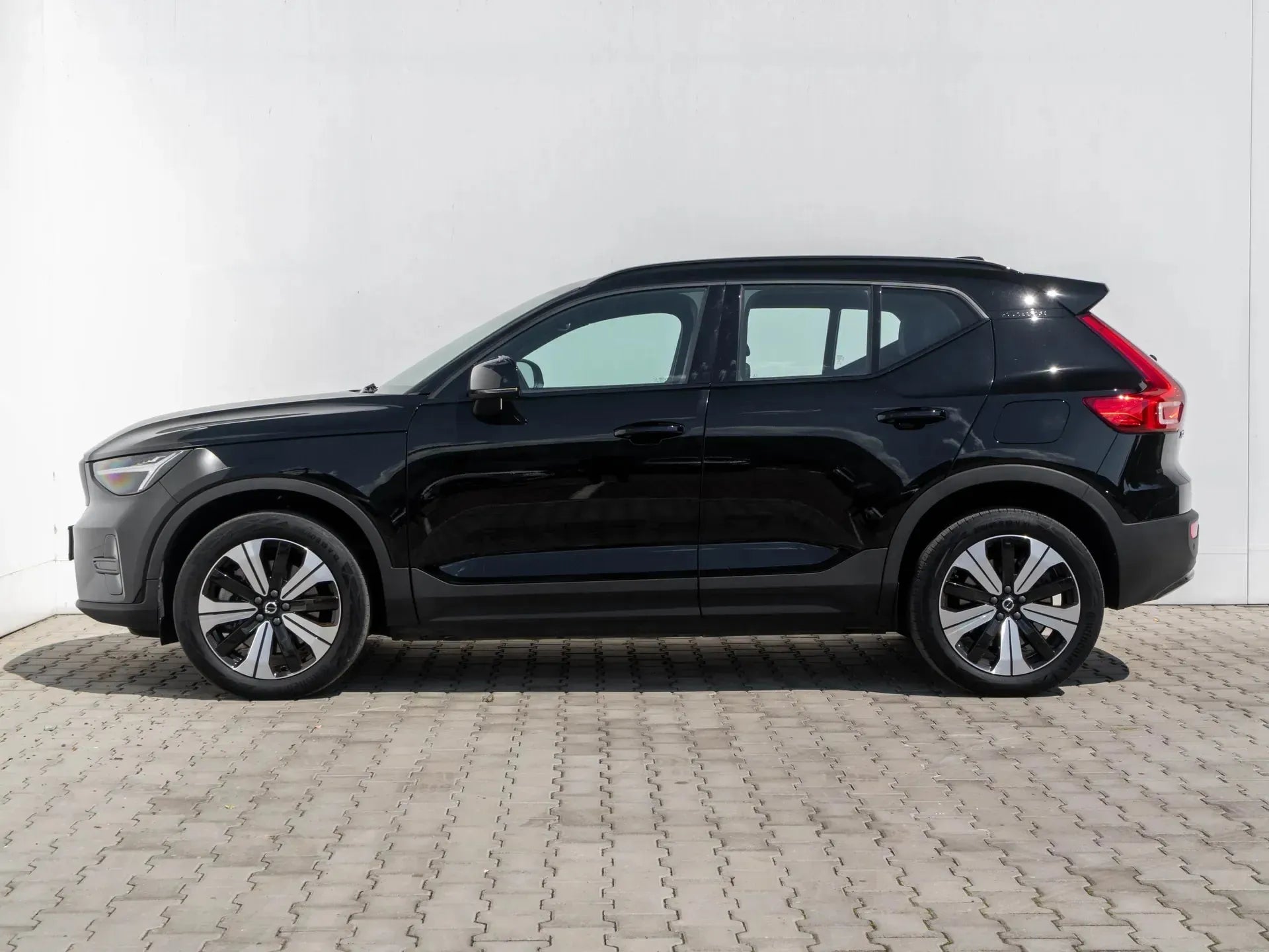Volvo XC40 Recharge Single Motor - Samsaru's Car Outlet