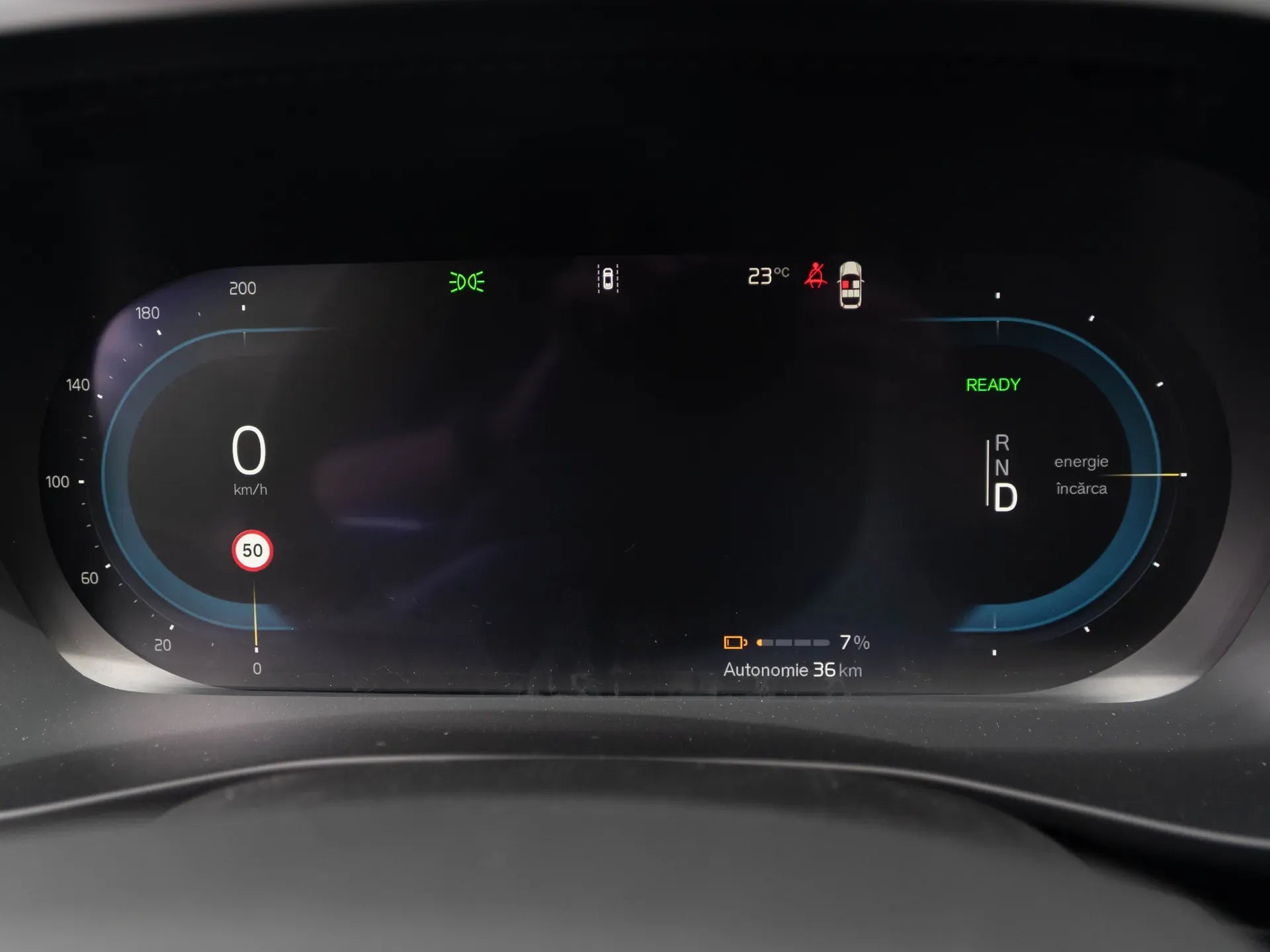 Volvo XC40 Recharge Pure Electric Extended Range - Samsaru's Car Outlet