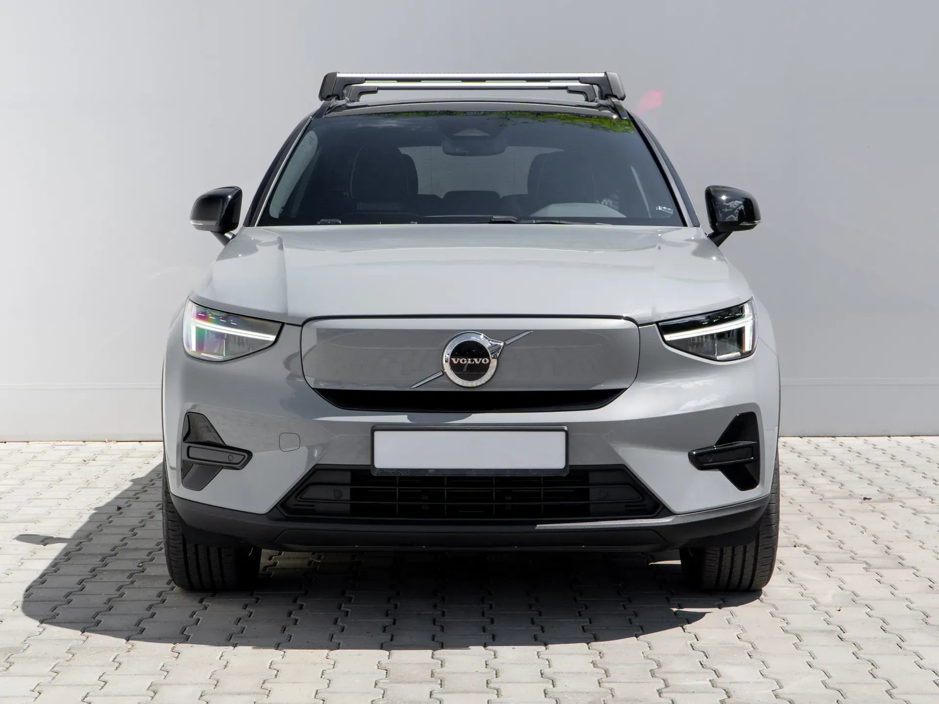 Volvo XC40 Recharge Pure Electric - Samsaru's Car Outlet