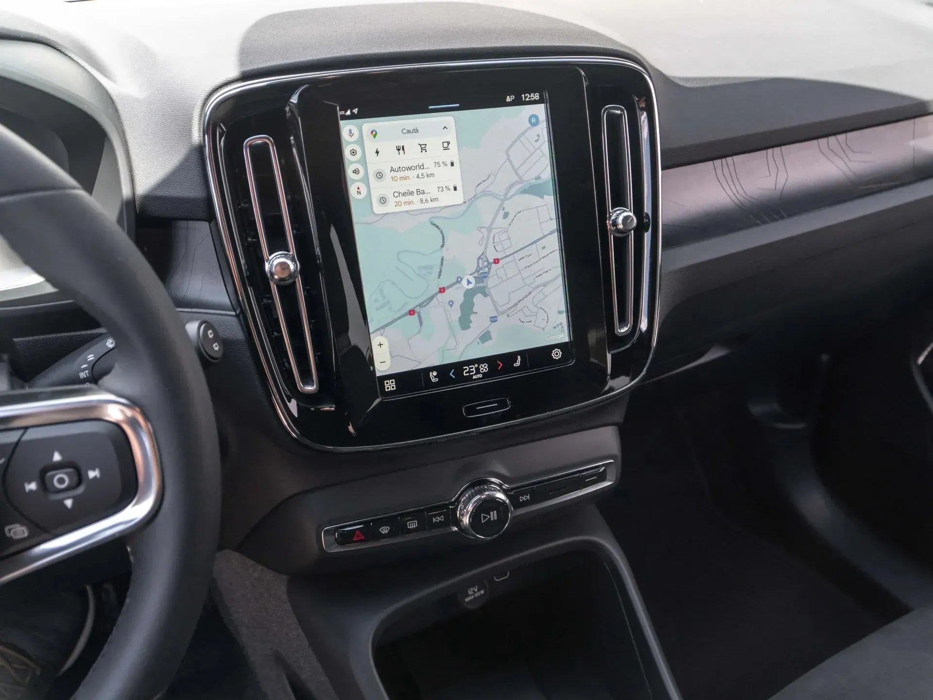 Volvo XC40 Recharge Pure Electric - Samsaru's Car Outlet