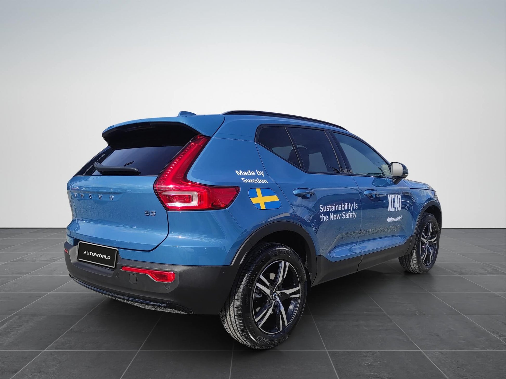 Volvo XC 40 B# Plus Dark 2.0 Hybrid 163 CP Albastru - Samsaru's Car Outlet