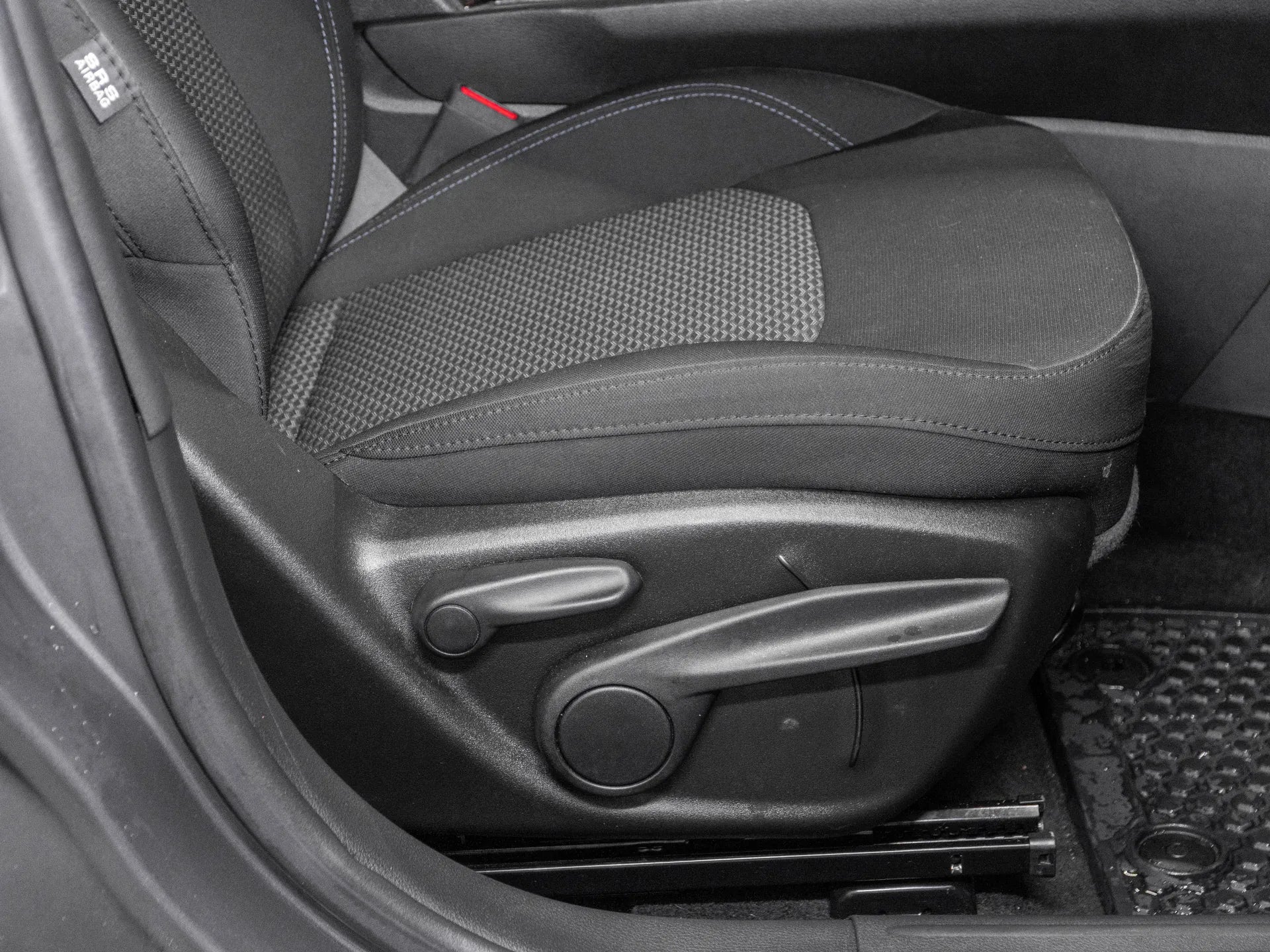 Jeep Compass 1.5 Benzina 130 CP Gri - Samsaru's Car Outlet