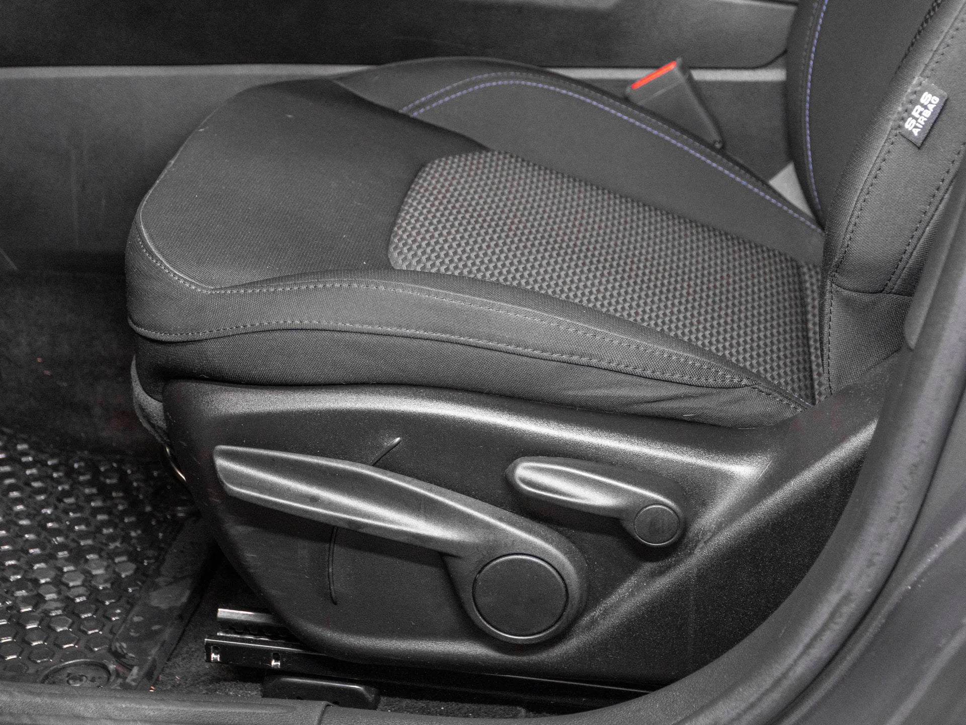 Jeep Compass 1.5 Benzina 130 CP Gri - Samsaru's Car Outlet