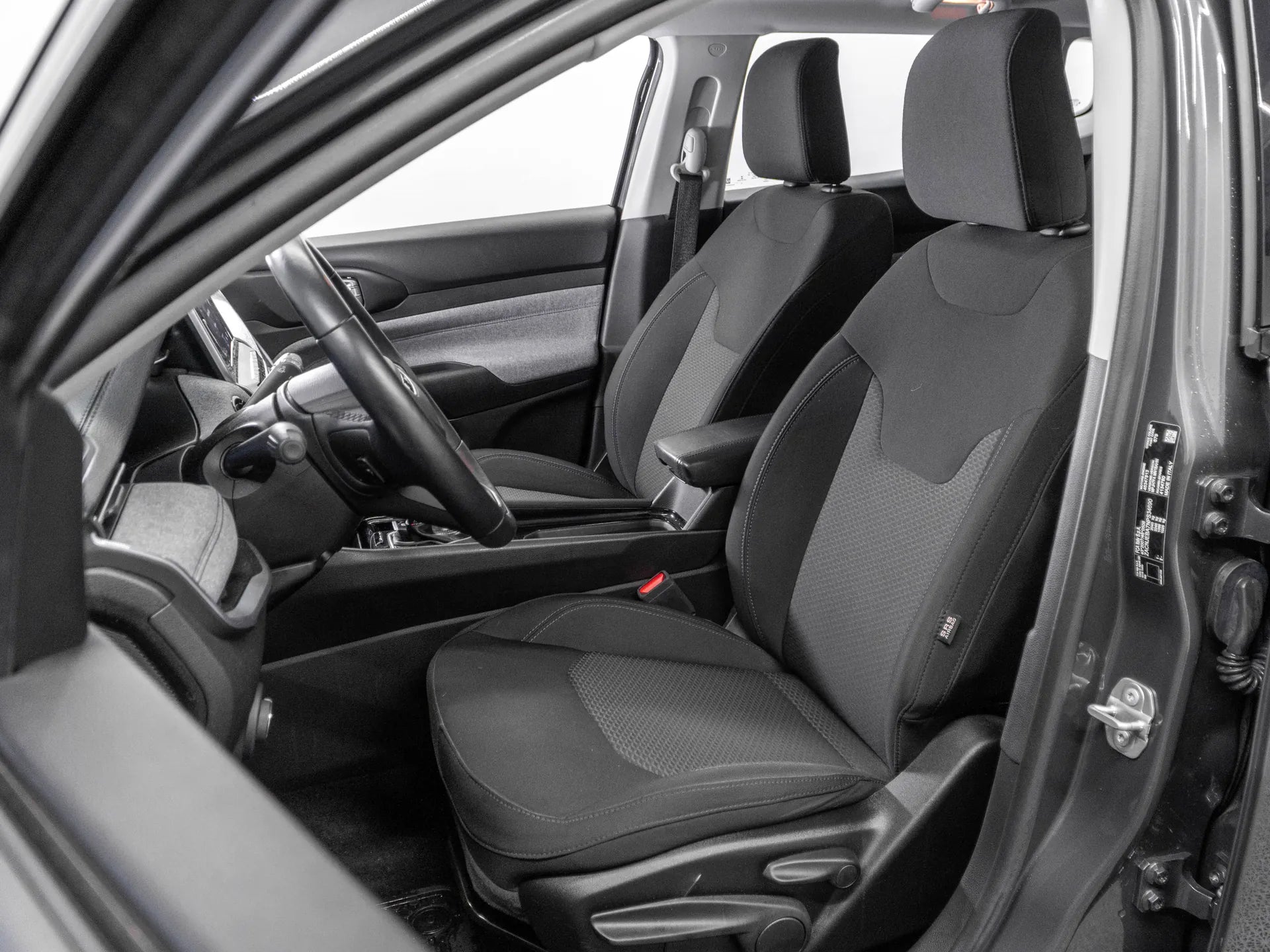 Jeep Compass 1.5 Benzina 130 CP Gri - Samsaru's Car Outlet