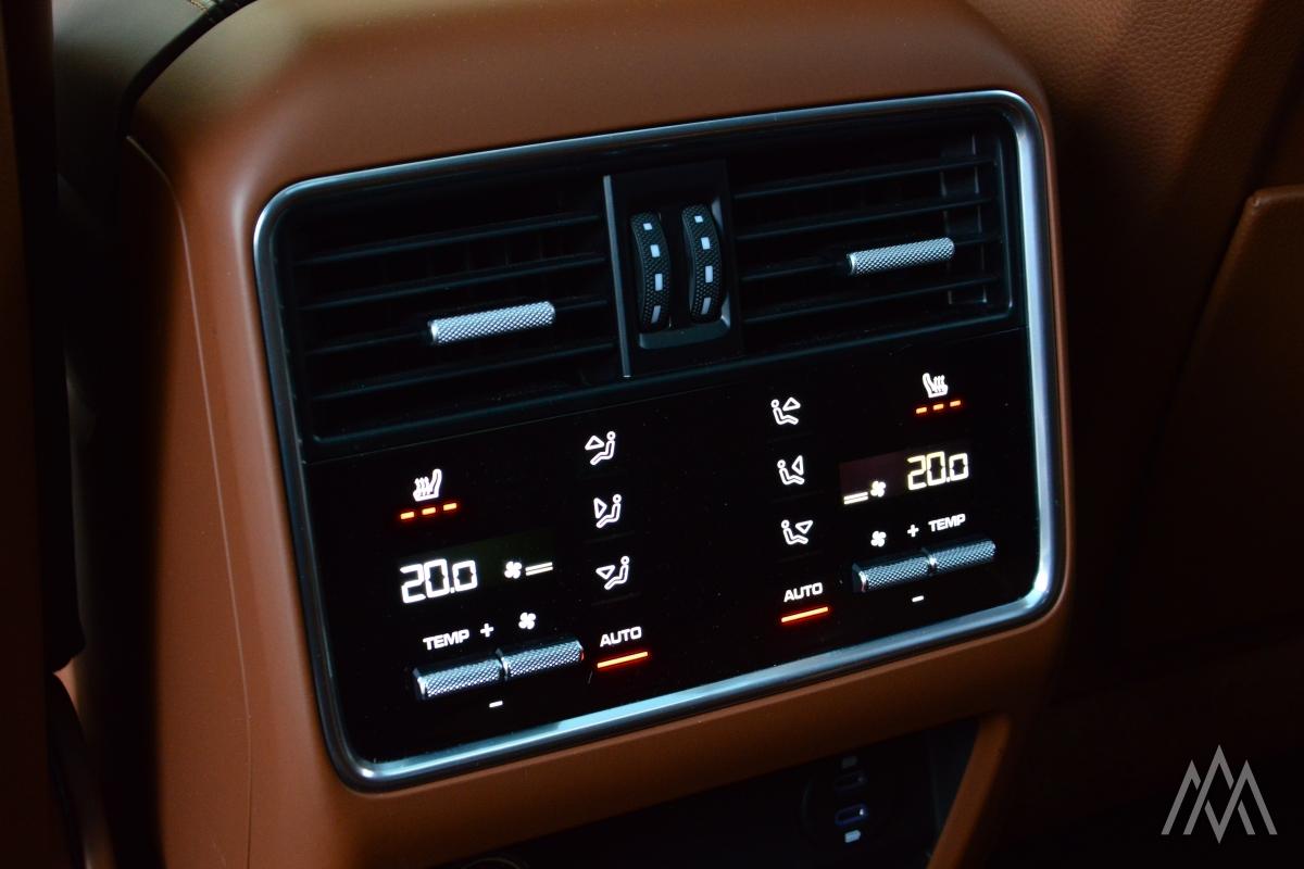 Porsche Cayenne S Platinum Edition