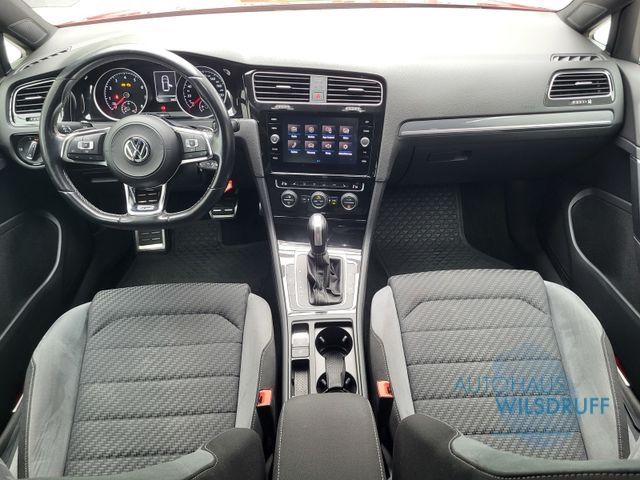Volkswagen Golf VII 1.5 TSI DSG Highline R-Line - Samsaru's Car Outlet