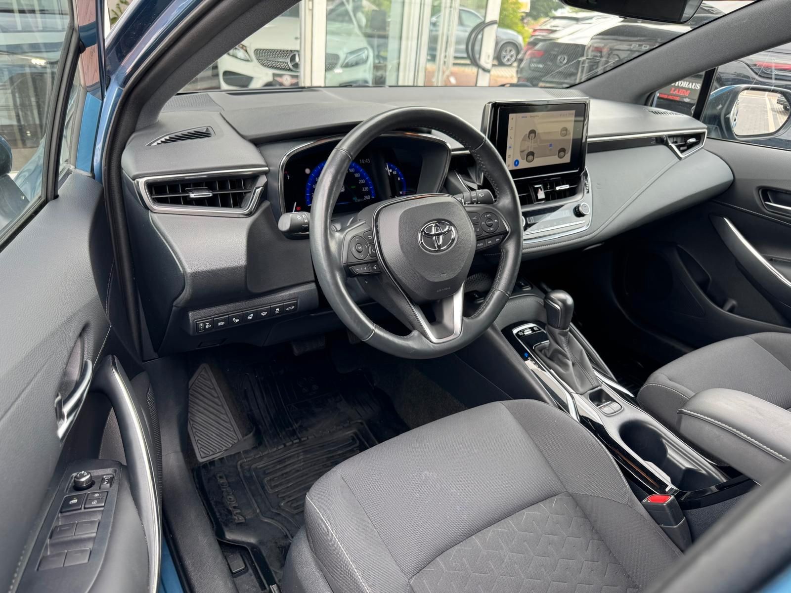 Toyota Corolla Touring Sports Hybrid Business Edition - Samsaru's Car Outlet