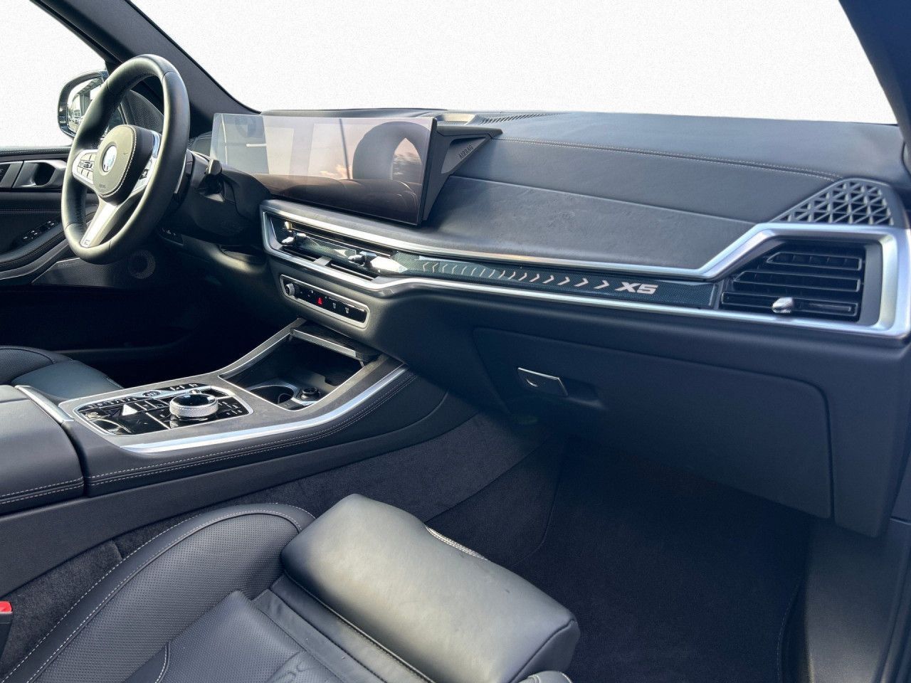 BMW X5 xDr 40dA M SPORT PRO SkyL,StHzg,AHK,B&W,360°