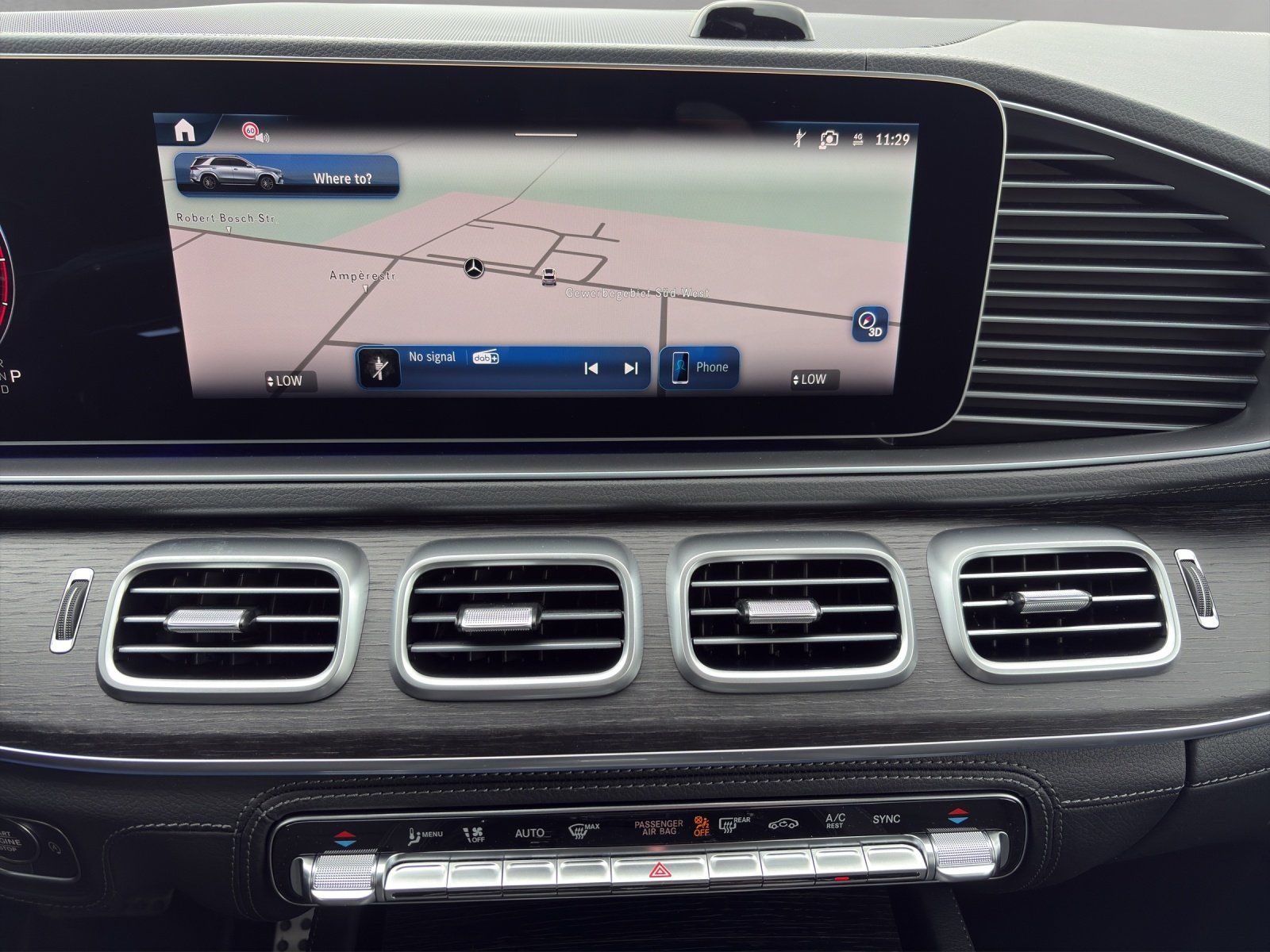 Mercedes-Benz GLE 450 d AMG Distro AHK Burm Keyless Pano 360°