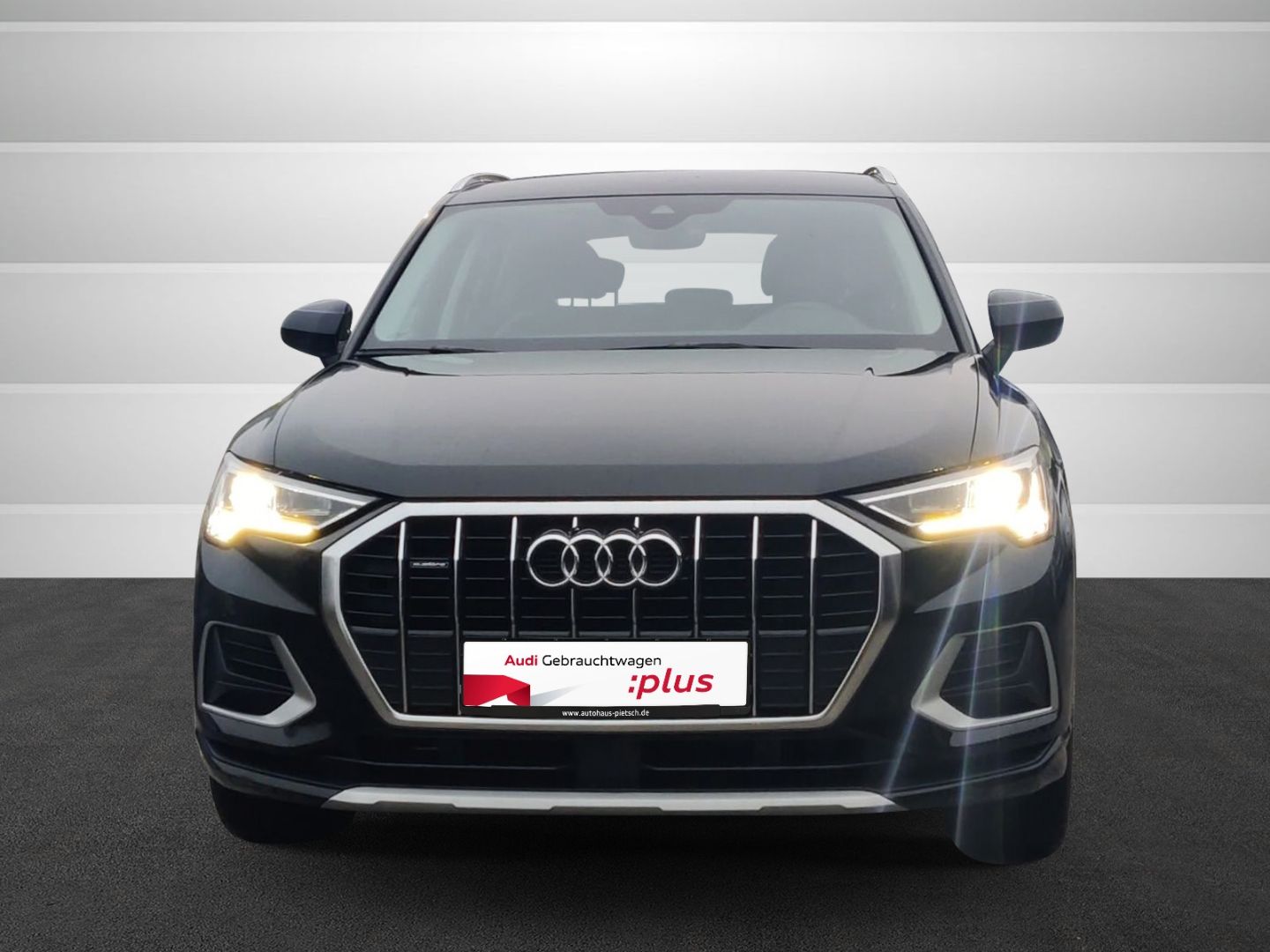 Audi Q3 40 TDI quattro advanced - Samsaru's Car Outlet