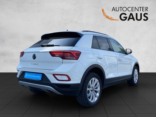Volkswagen T-Roc Life 1.0 l TSI - Samsaru's Car Outlet
