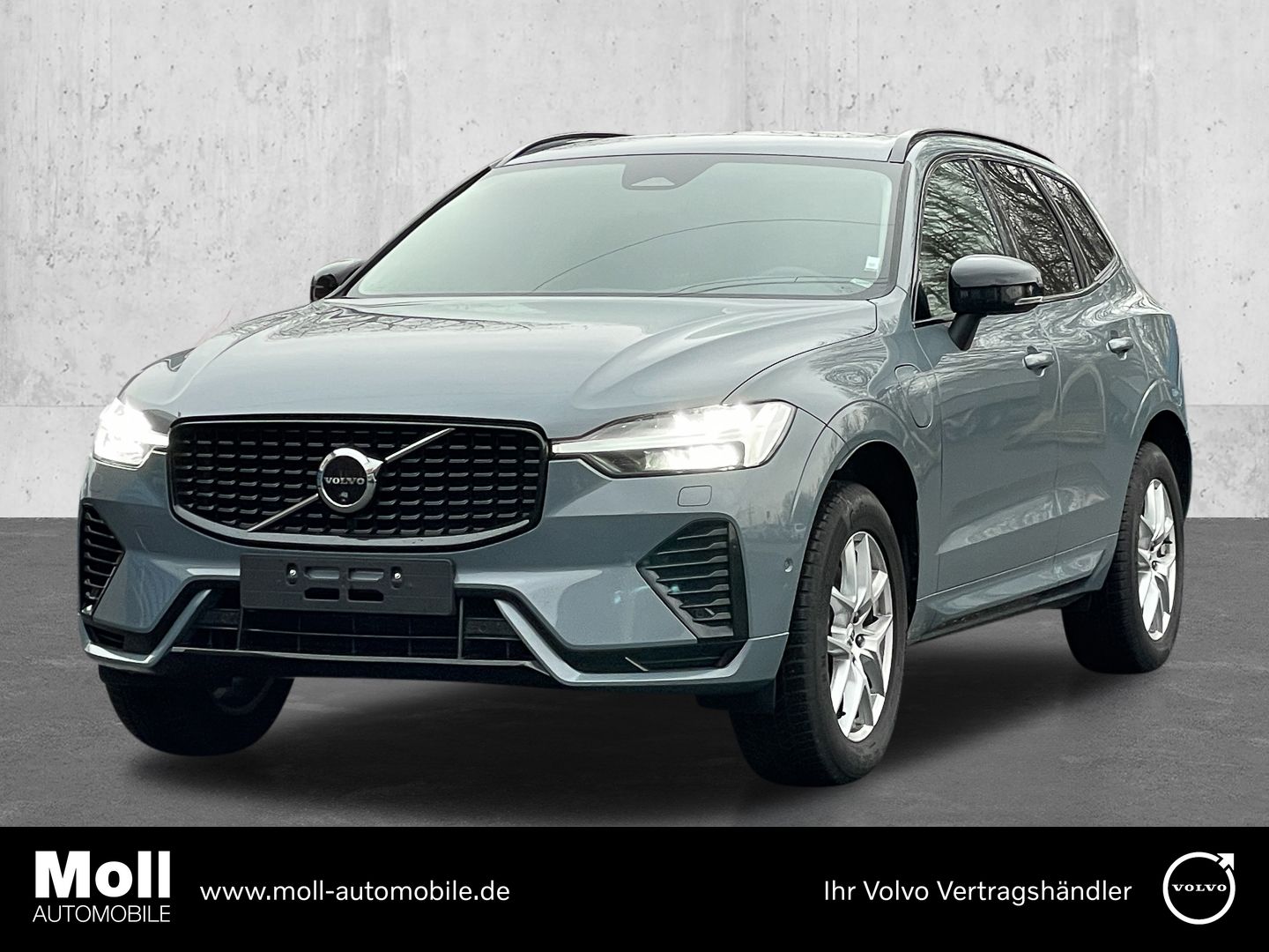 Volvo XC60 Plus Dark Recharge Plug-In Hybrid AWD T8 Tw