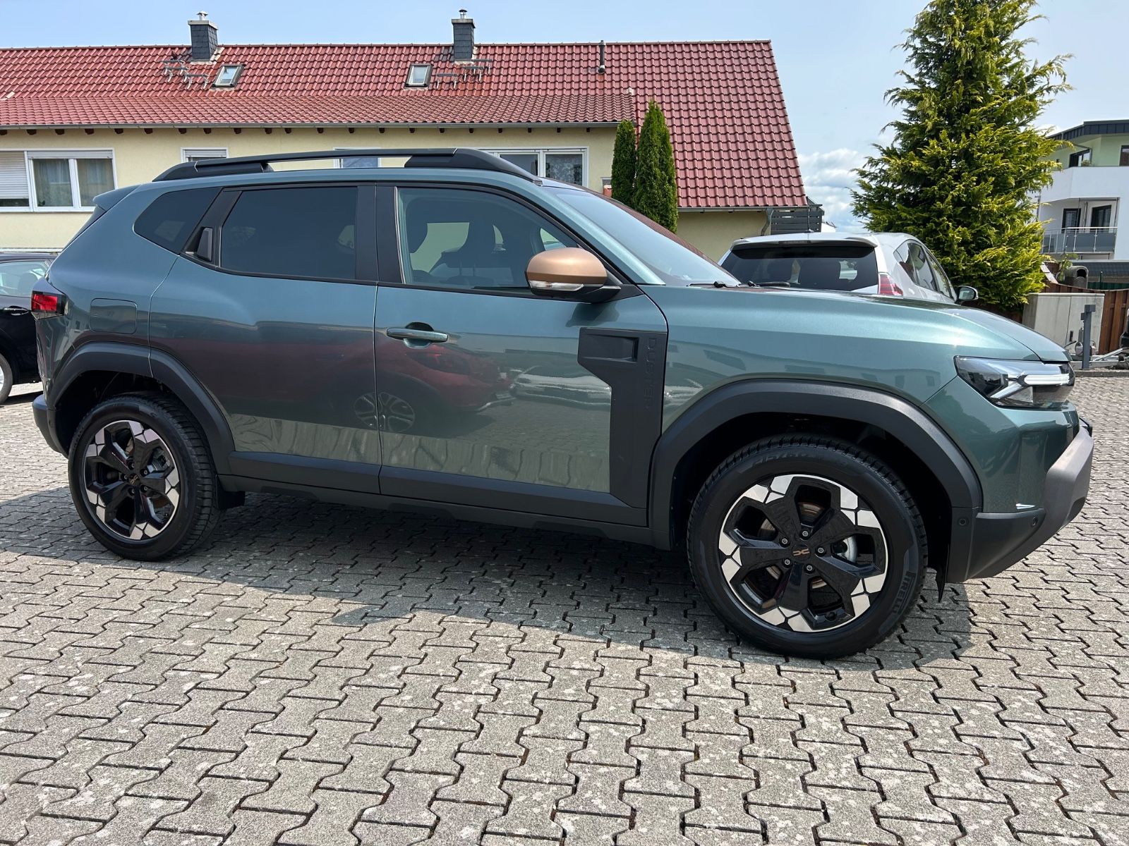 Dacia Duster III TCe 130 Extreme 4WD - Samsaru's Car Outlet