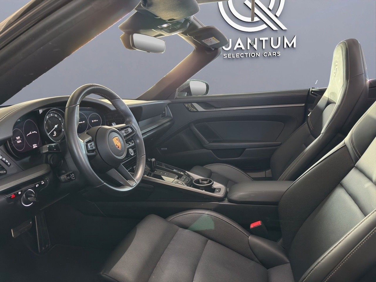 Porsche 992 Carrera S Cabrio - Samsaru's Car Outlet
