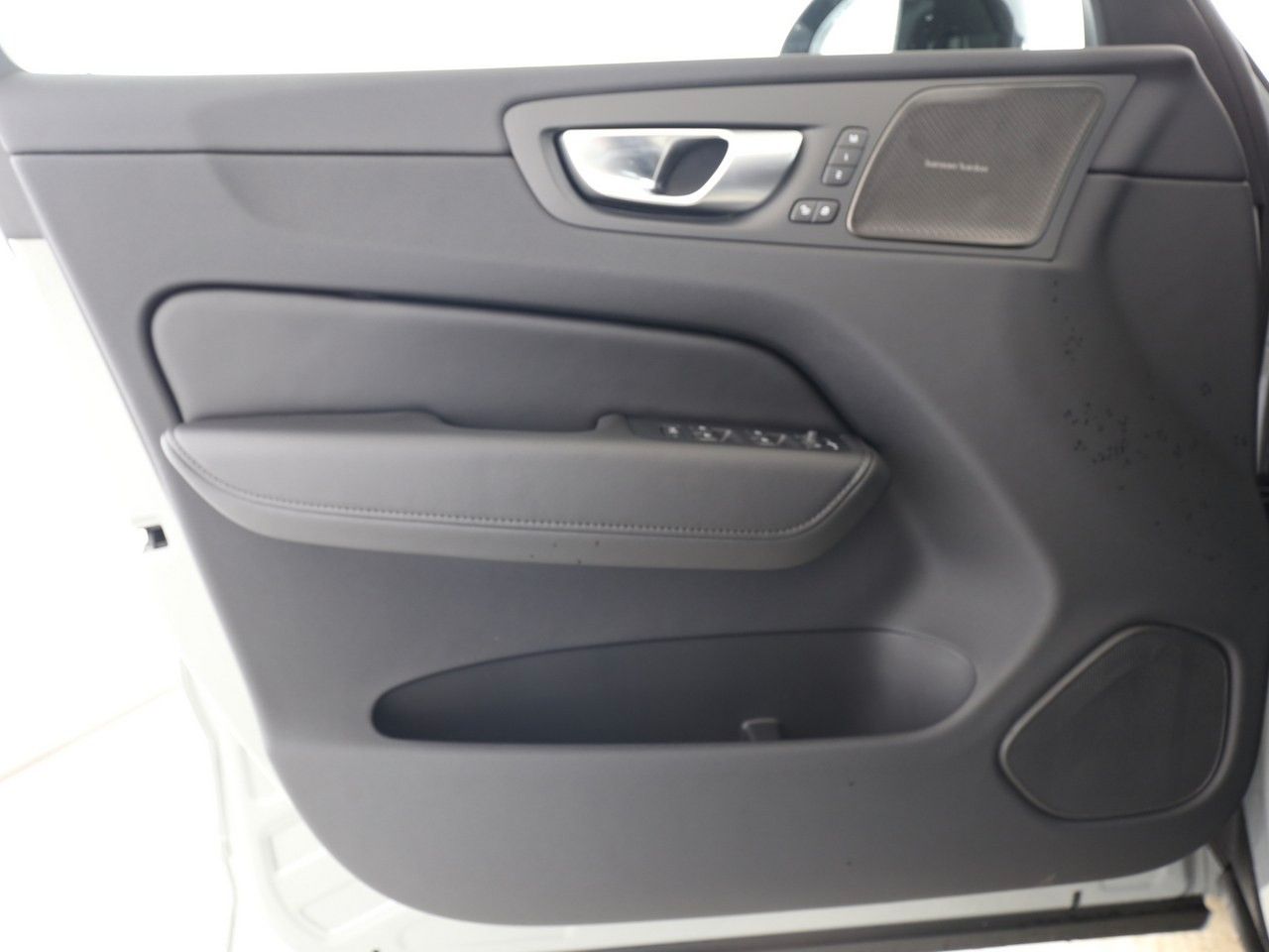 Volvo XC60 B4 Plus Dark AWD*Standh*360°*