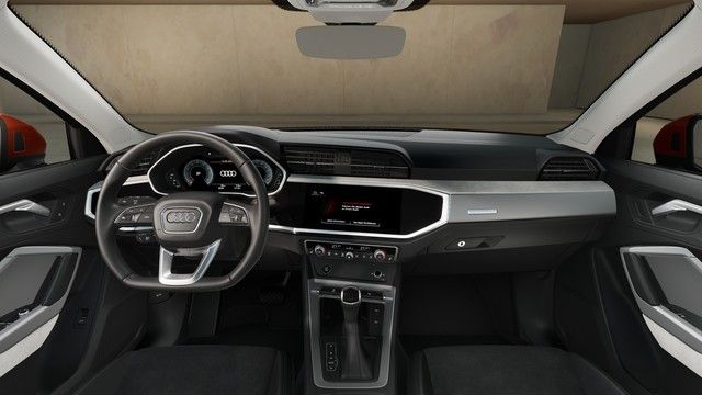 Audi Q3 40 TFSI quattro Advanced - Samsaru's Car Outlet